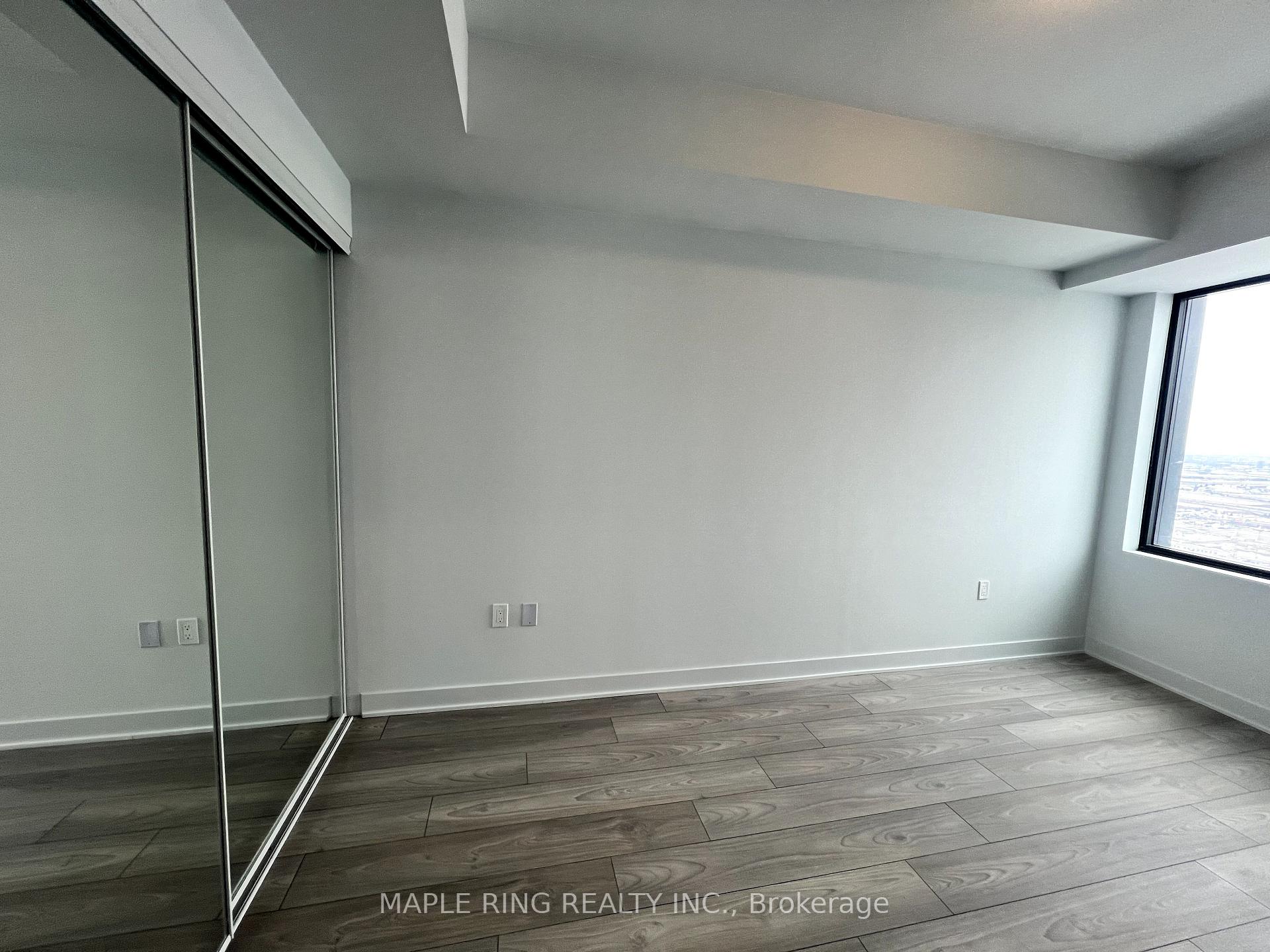 Photo 5 of Unit 4007, 2920 Highway 7 Road, Vaughan, Concord — HOMEH