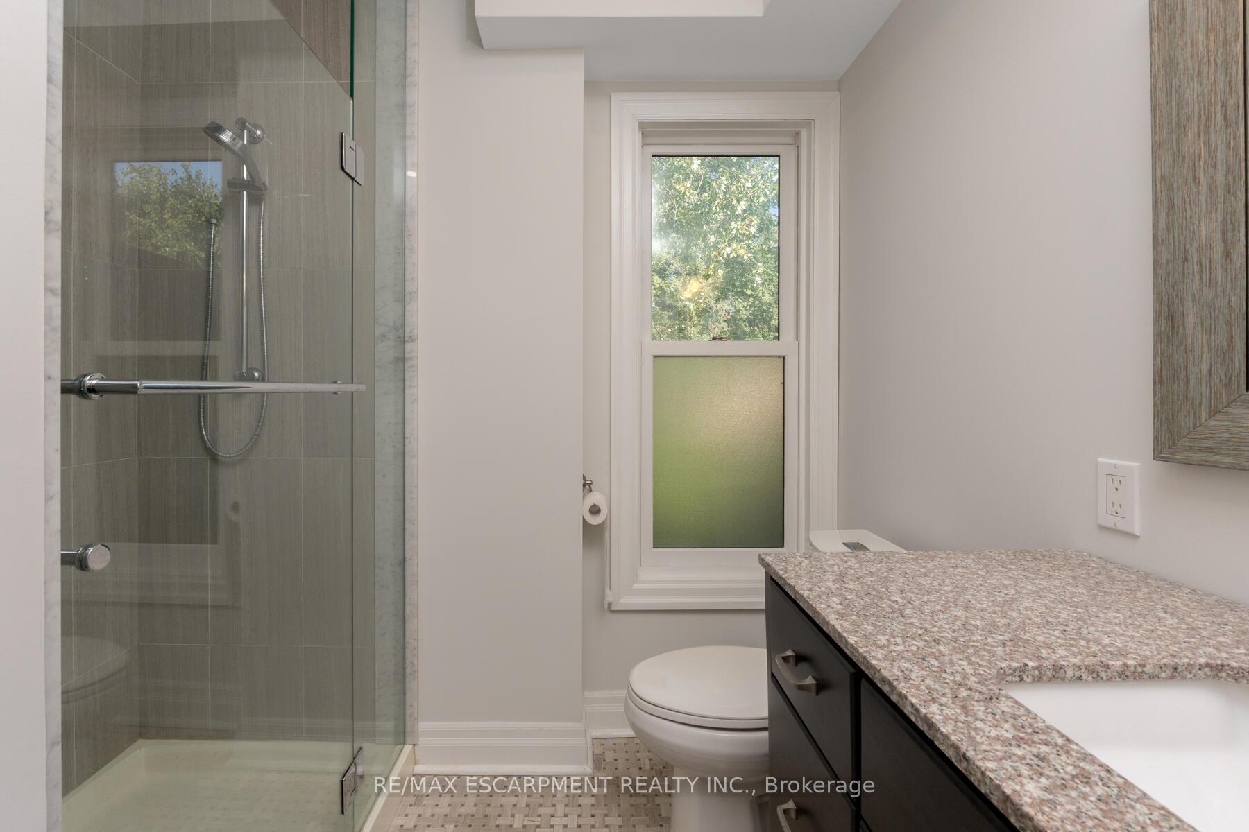 Photo 19 of 34 Salisbury Avenue, Toronto, Cabbagetown-South St. James Town — HOMEH