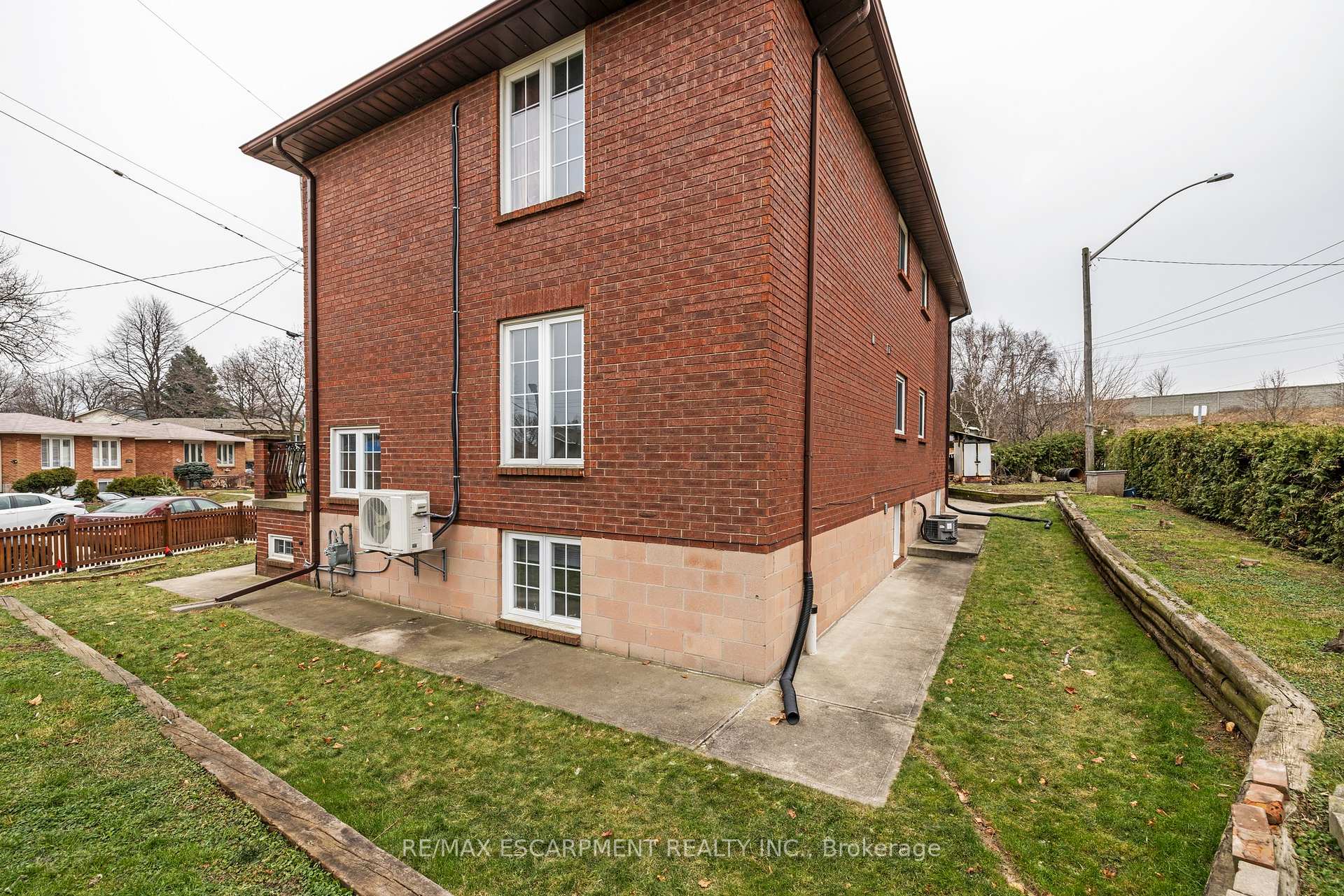 Photo 4 of Unit MAIN, 107 Horning Drive, Hamilton, Fessenden — HOMEH