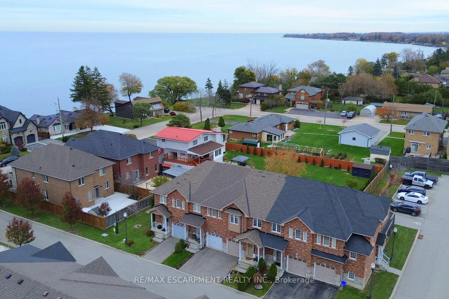 Photo 1 of Unit 21, 45 Seabreeze Crescent, Hamilton, Lakeshore — HOMEH