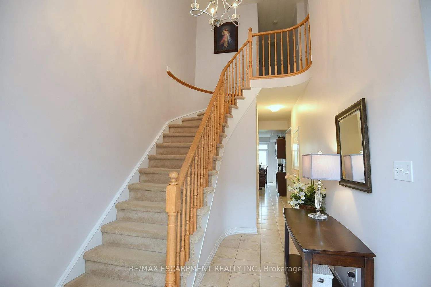 Photo 5 of Unit 21, 45 Seabreeze Crescent, Hamilton, Lakeshore — HOMEH