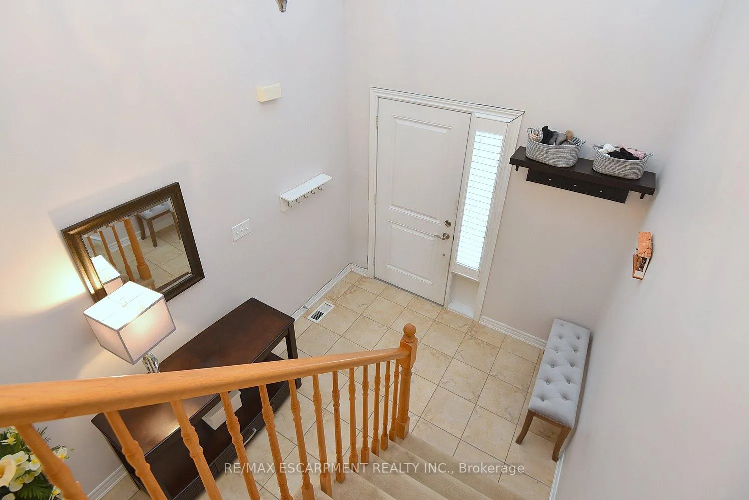 Photo 6 of Unit 21, 45 Seabreeze Crescent, Hamilton, Lakeshore — HOMEH