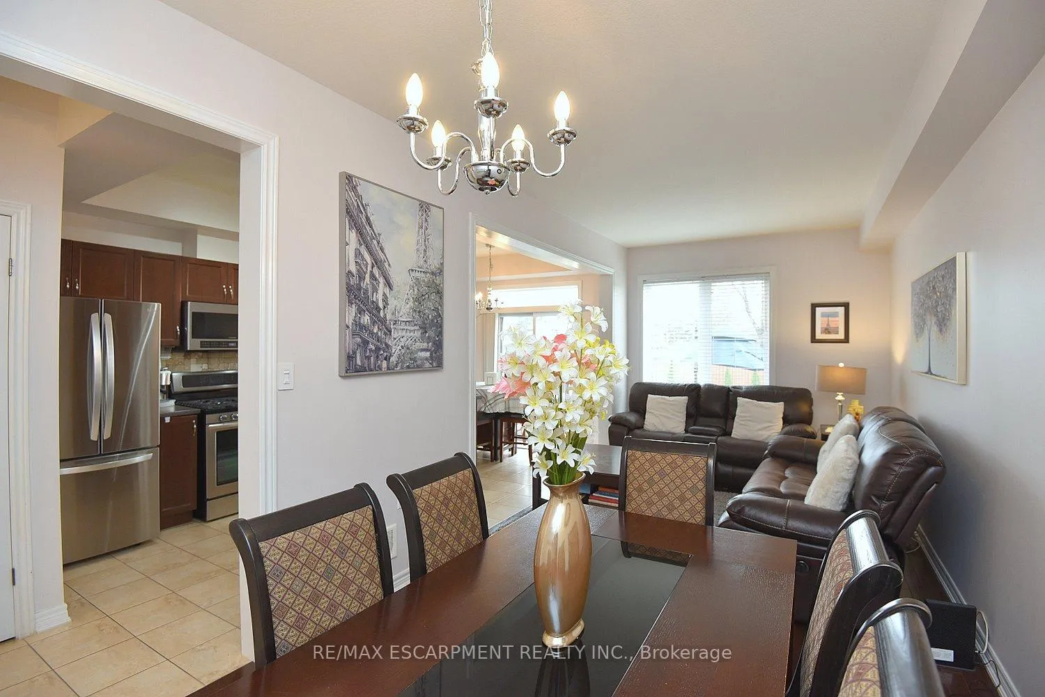 Photo 12 of Unit 21, 45 Seabreeze Crescent, Hamilton, Lakeshore — HOMEH