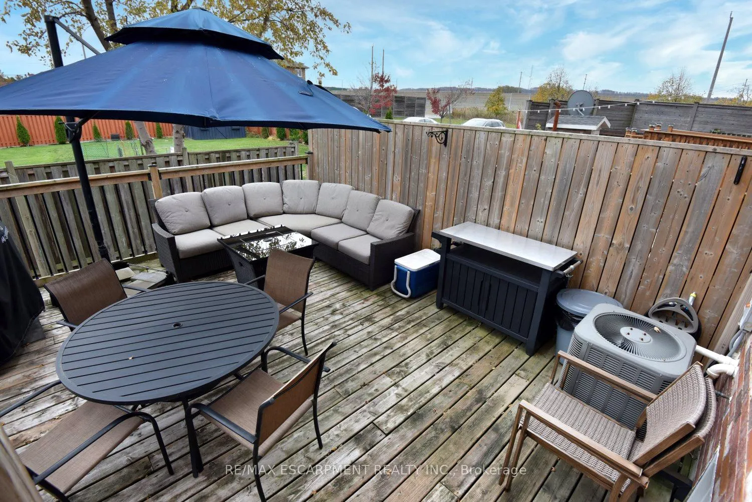 Photo 37 of Unit 21, 45 Seabreeze Crescent, Hamilton, Lakeshore — HOMEH