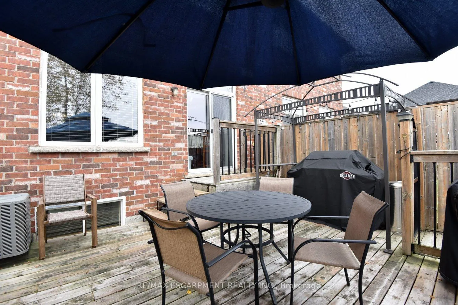 Photo 39 of Unit 21, 45 Seabreeze Crescent, Hamilton, Lakeshore — HOMEH