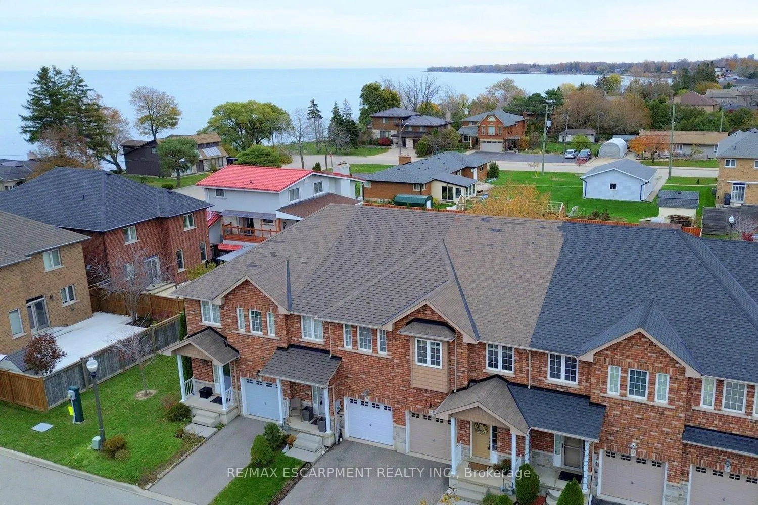 Photo 42 of Unit 21, 45 Seabreeze Crescent, Hamilton, Lakeshore — HOMEH