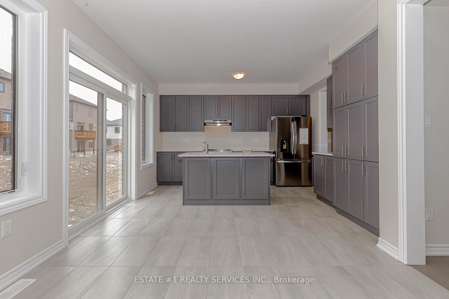 Photo 8 of 10 Blaney Street, Brant, Paris — HOMEH