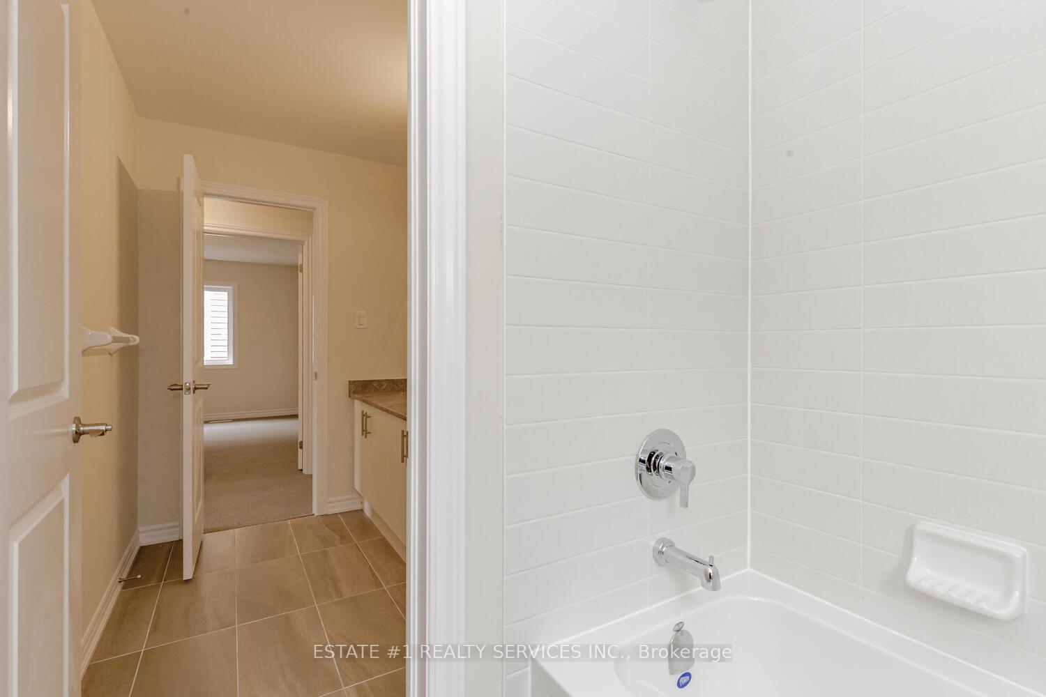 Photo 24 of 10 Blaney Street, Brant, Paris — HOMEH