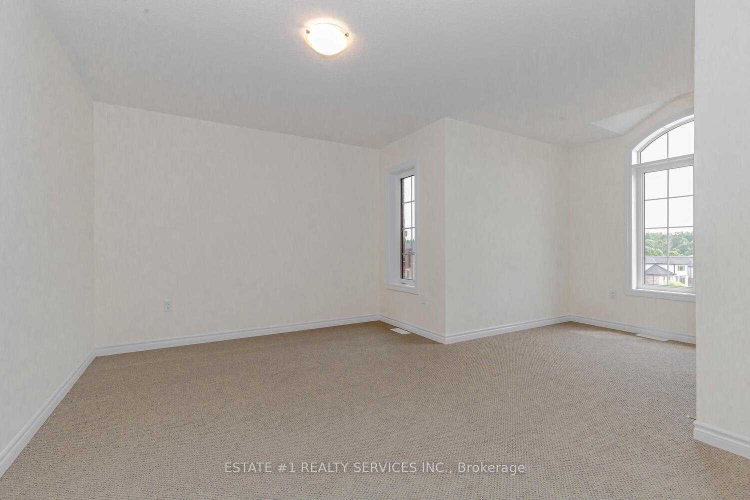 Photo 31 of 10 Blaney Street, Brant, Paris — HOMEH