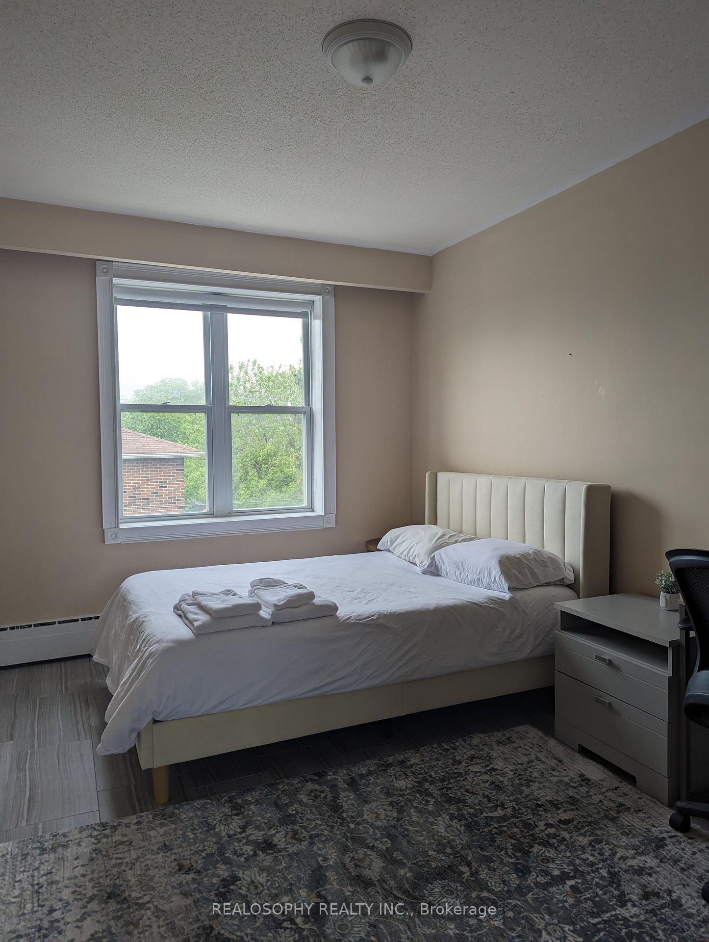 Photo 10 of Unit 3, 150 Alameda Avenue, Toronto, Oakwood Village — HOMEH