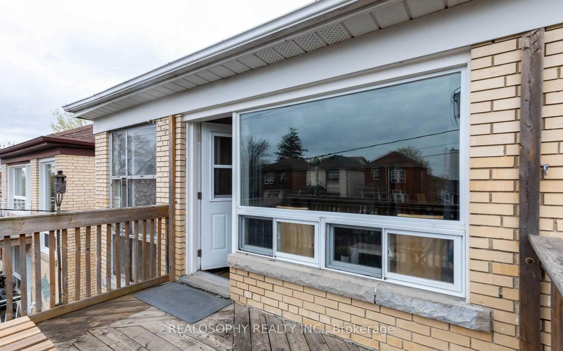 Photo 8 of Unit 3, 150 Alameda Avenue, Toronto, Oakwood Village — HOMEH