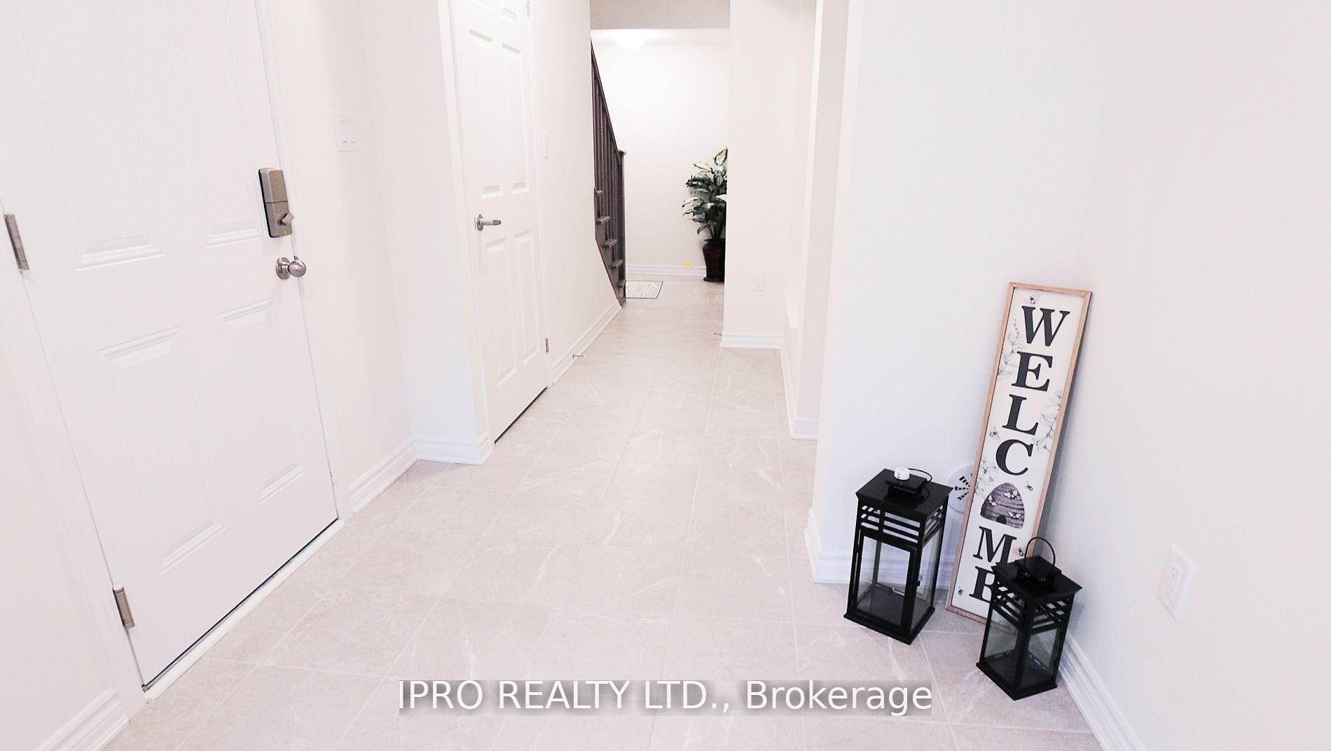 Photo 2 of 3358 Swordbill Street, Pickering, Rural Pickering — HOMEH