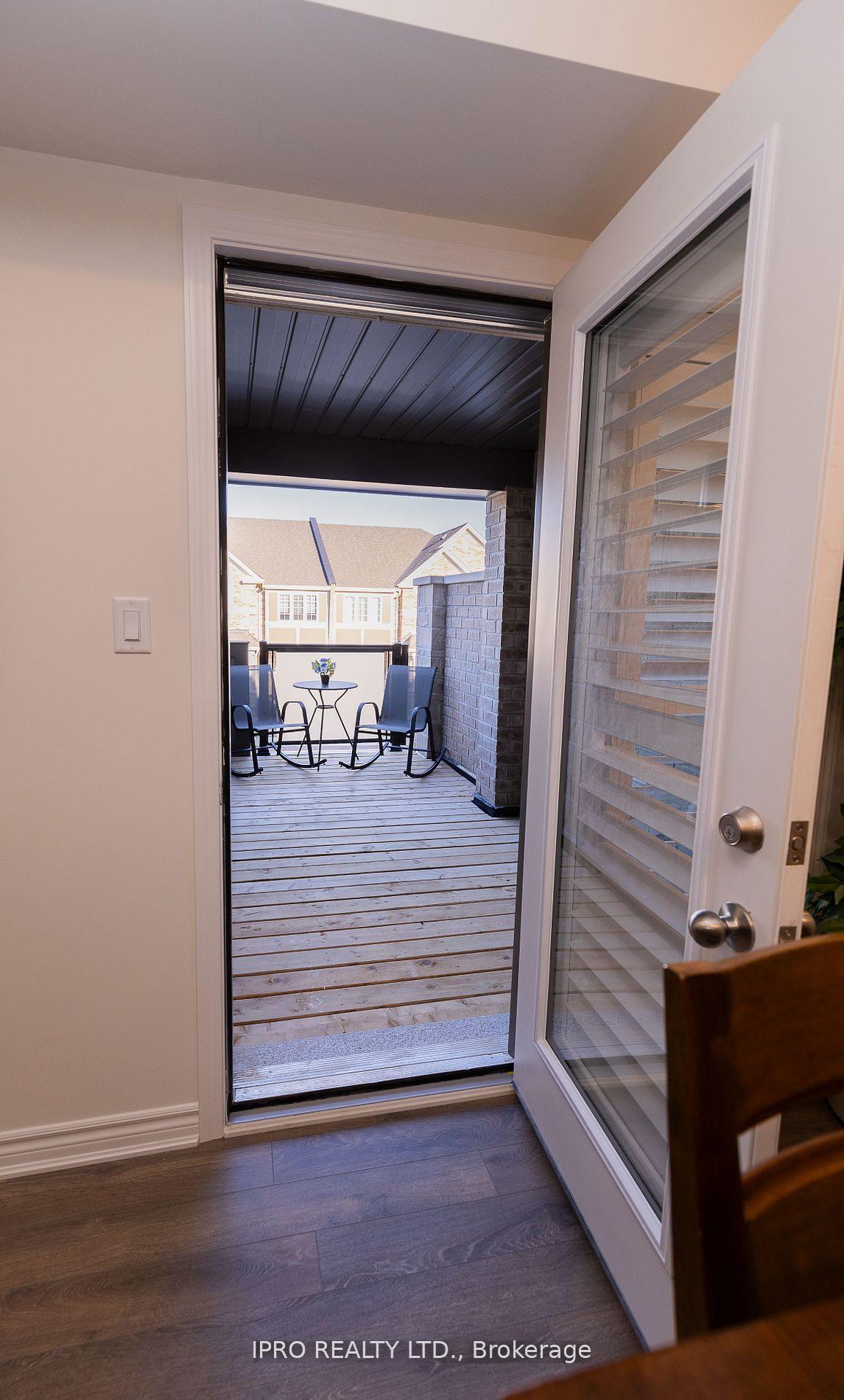 Photo 13 of 3358 Swordbill Street, Pickering, Rural Pickering — HOMEH