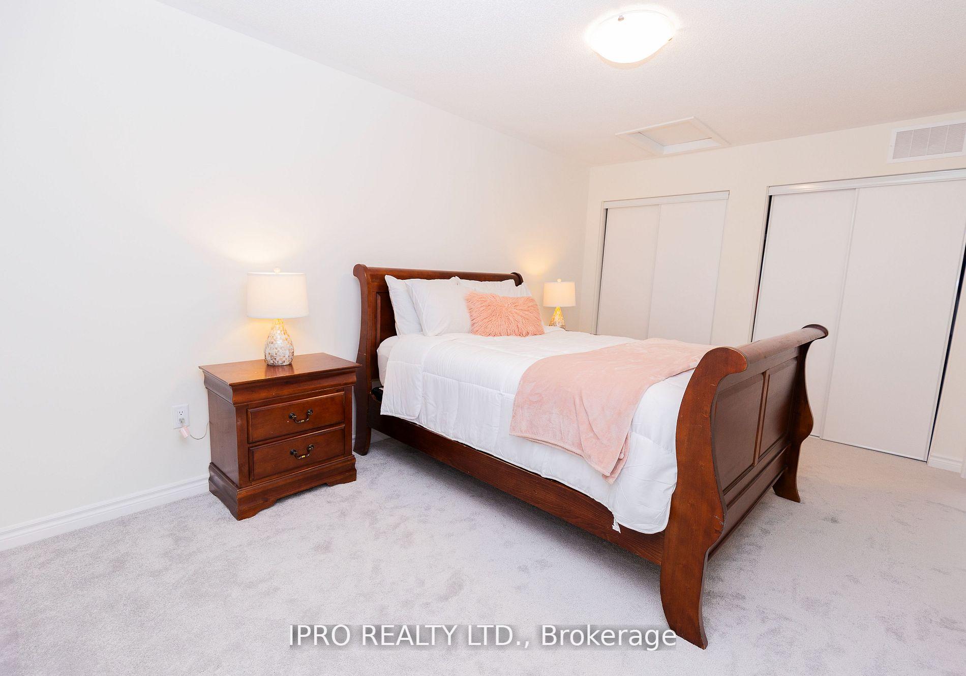 Photo 9 of 3358 Swordbill Street, Pickering, Rural Pickering — HOMEH