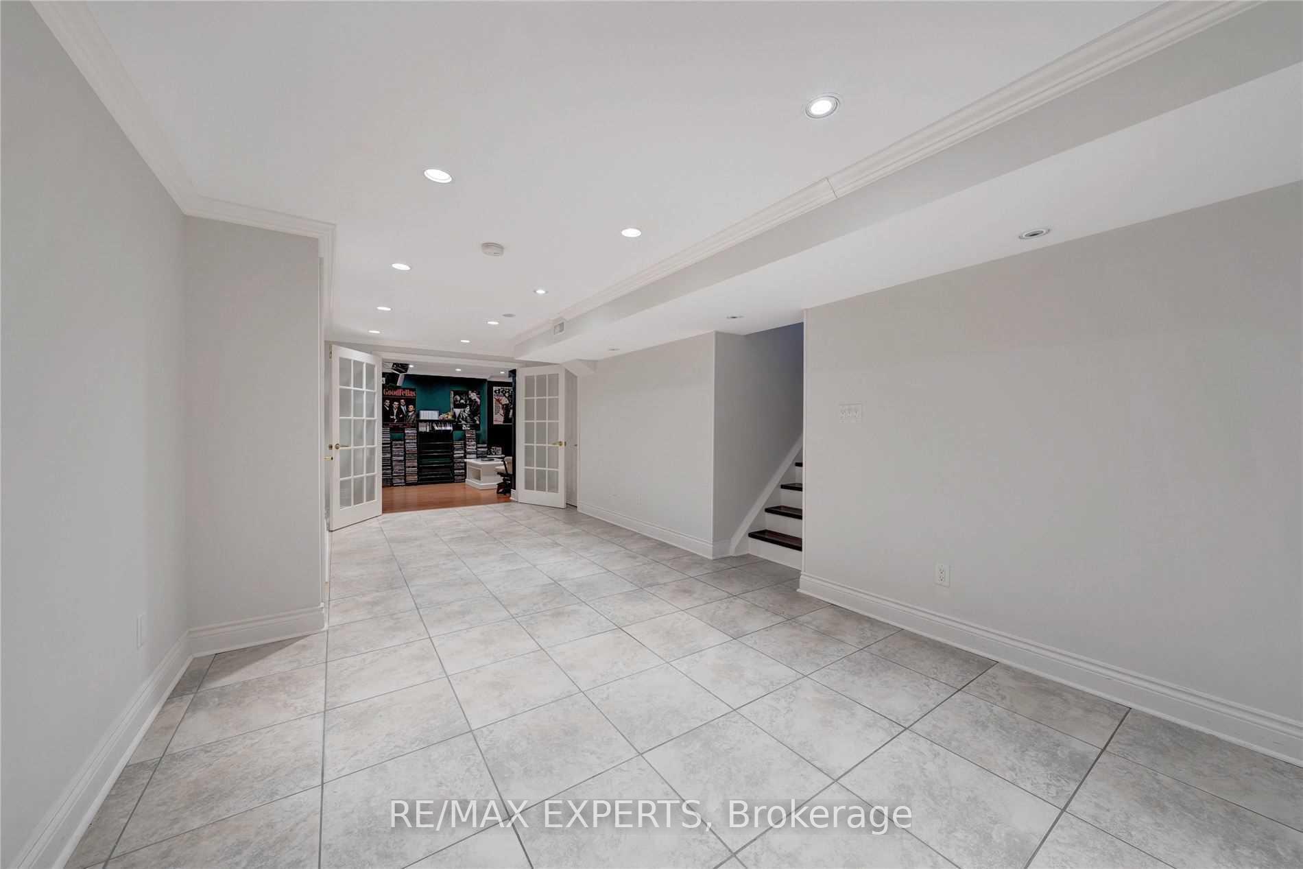 Photo 18 of 57 Netherford Road, Vaughan, Maple — HOMEH