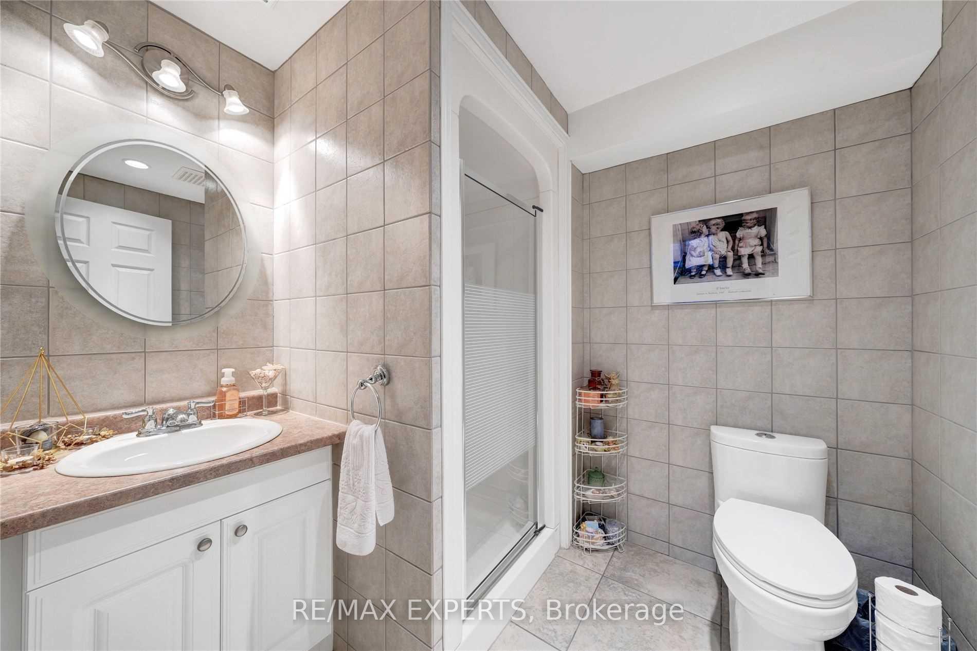 Photo 21 of 57 Netherford Road, Vaughan, Maple — HOMEH