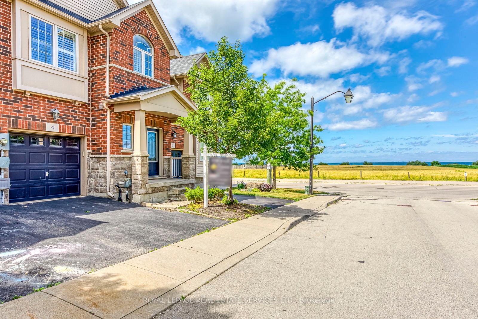 Photo 2 of Unit 4, 541 Winston Road, Grimsby, Grimsby Beach — HOMEH