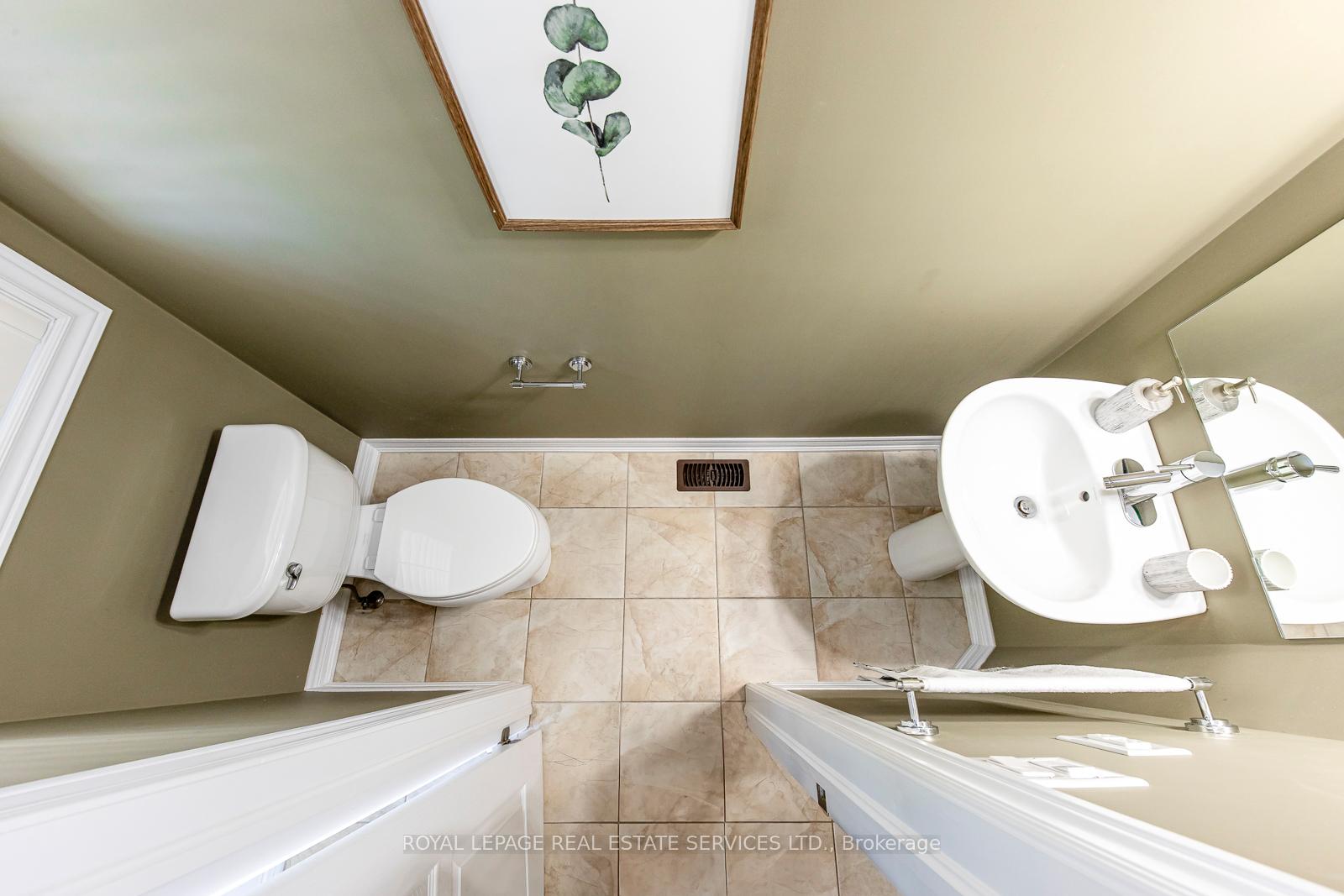 Photo 18 of Unit 4, 541 Winston Road, Grimsby, Grimsby Beach — HOMEH