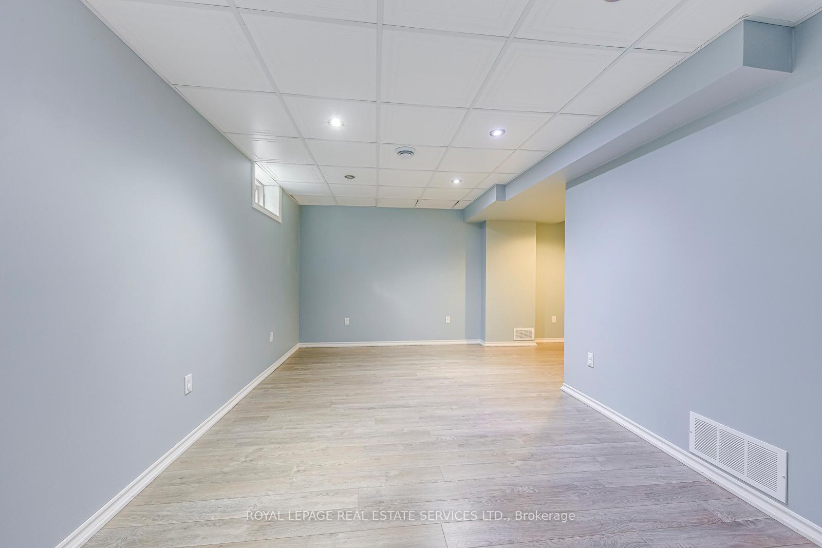 Photo 37 of Unit 4, 541 Winston Road, Grimsby, Grimsby Beach — HOMEH