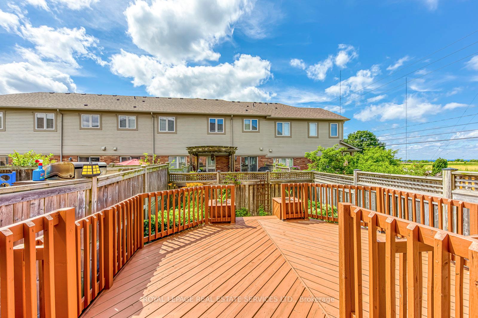 Photo 38 of Unit 4, 541 Winston Road, Grimsby, Grimsby Beach — HOMEH