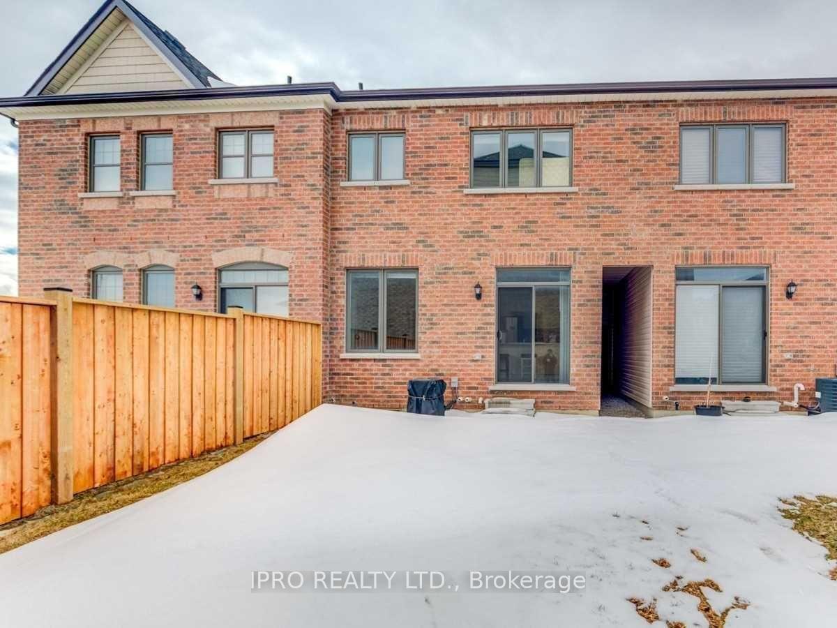 Photo 26 of 37 Morra Avenue, Caledon, Bolton East — HOMEH