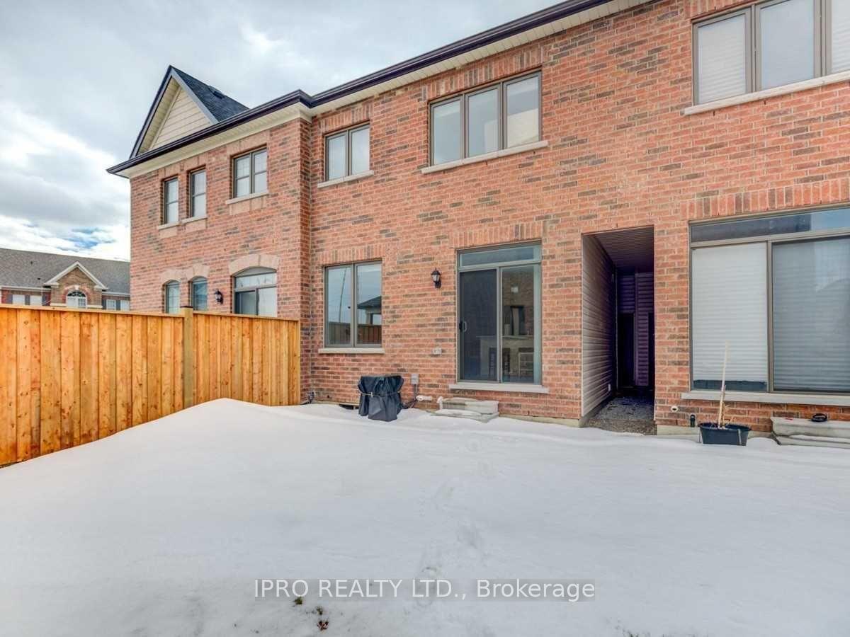 Photo 23 of 37 Morra Avenue, Caledon, Bolton East — HOMEH