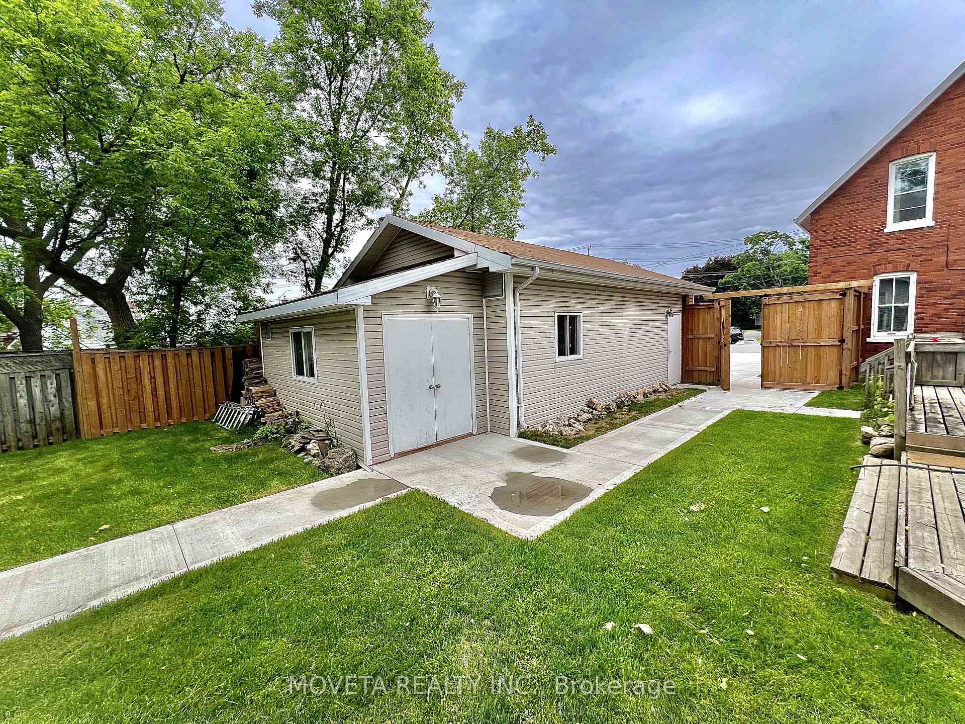 Photo 3 of 107 Essa Road, Barrie, Allandale — HOMEH