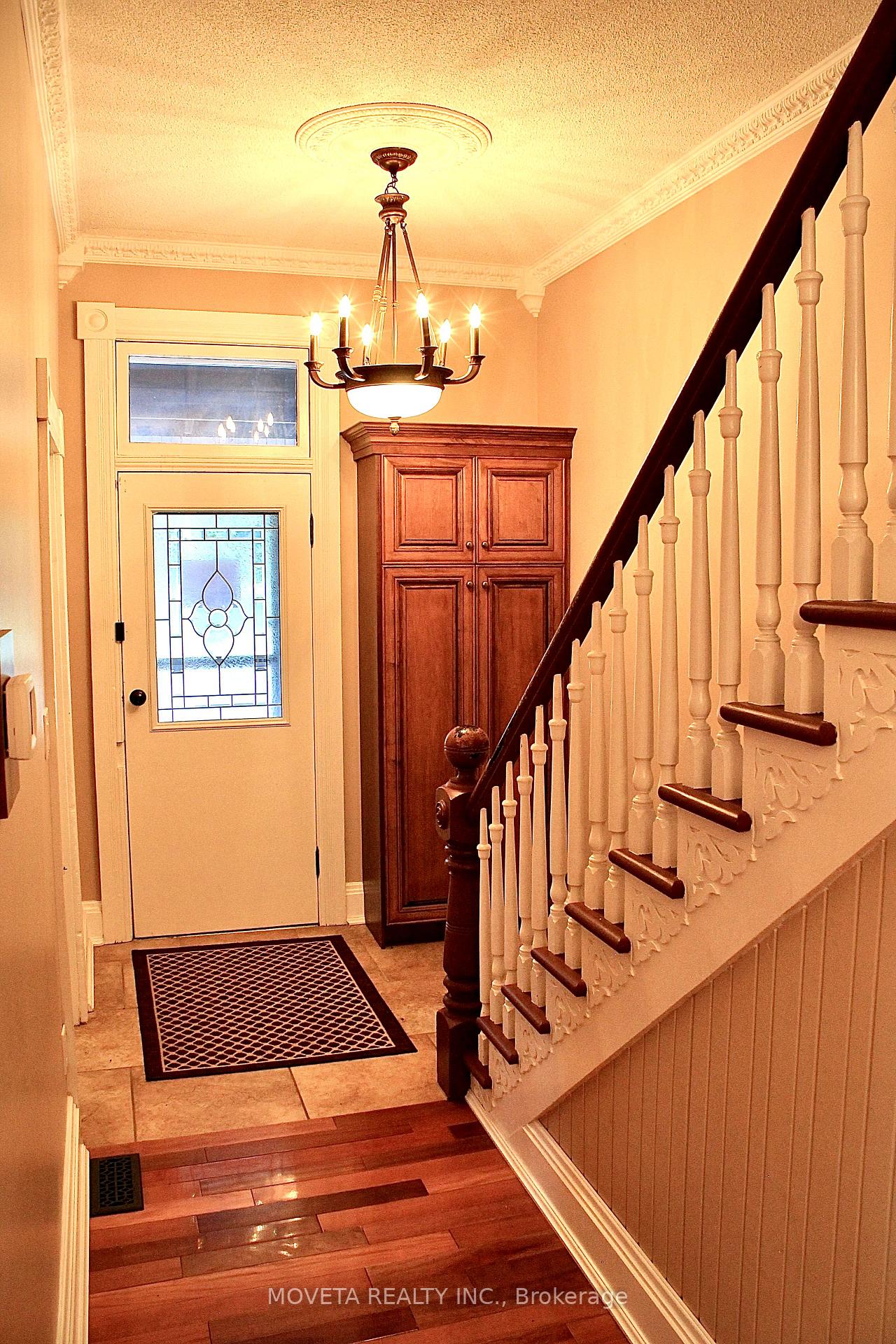 Photo 16 of 107 Essa Road, Barrie, Allandale — HOMEH