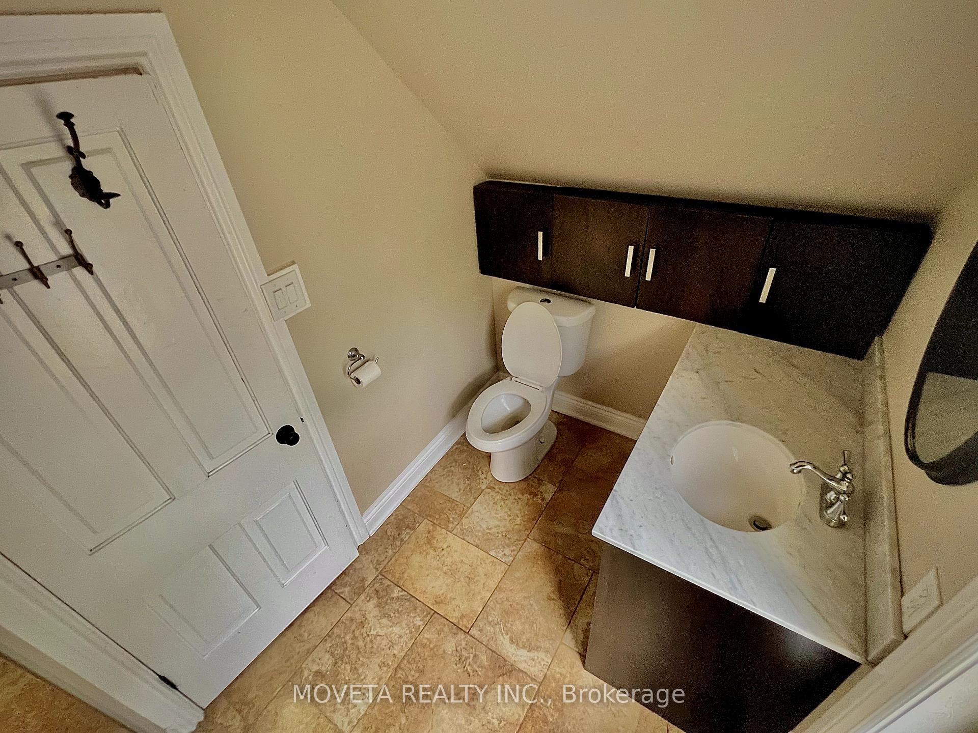 Photo 21 of 107 Essa Road, Barrie, Allandale — HOMEH