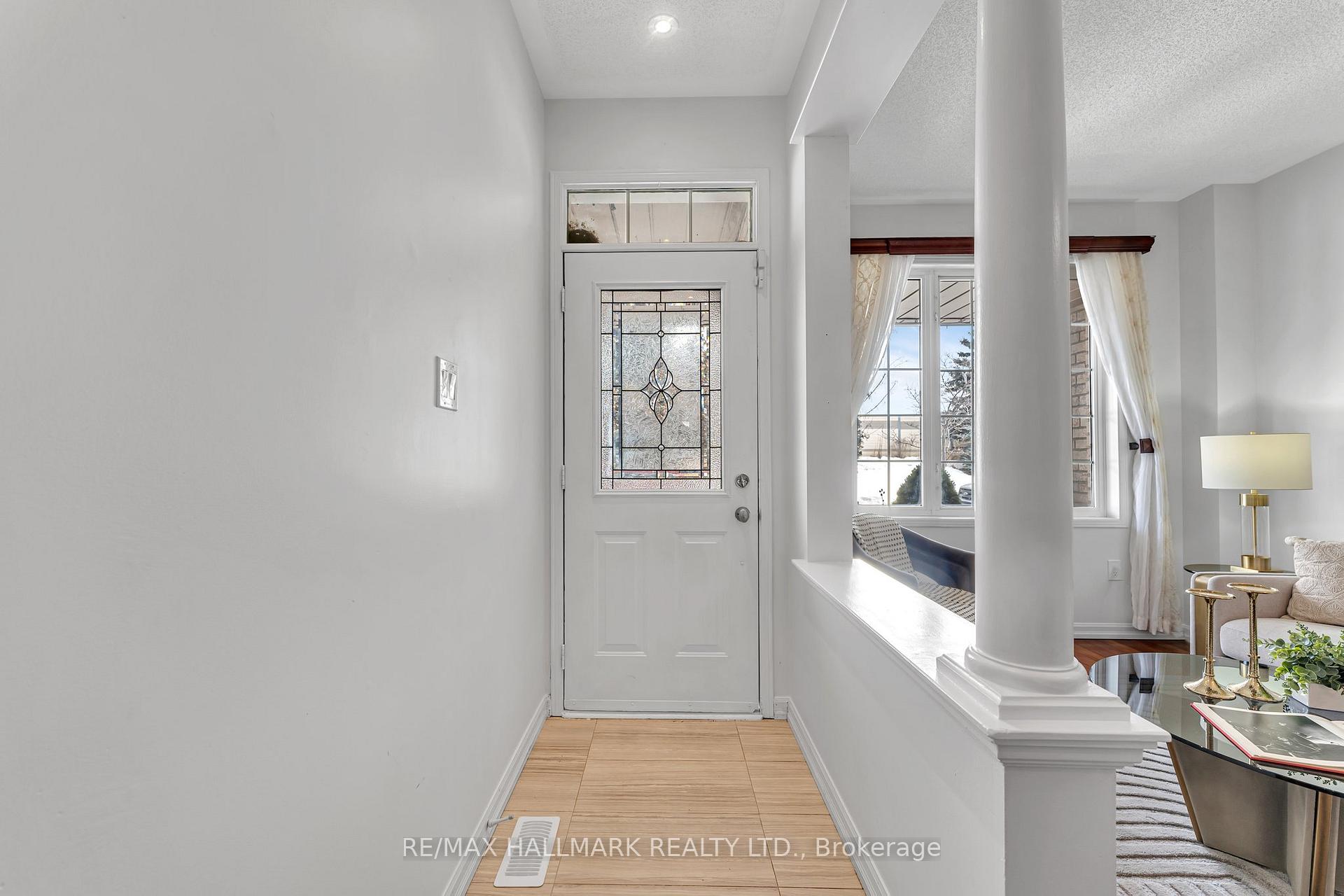 Photo 2 of 197 Wildberry Crescent, Vaughan, Vellore Village — HOMEH