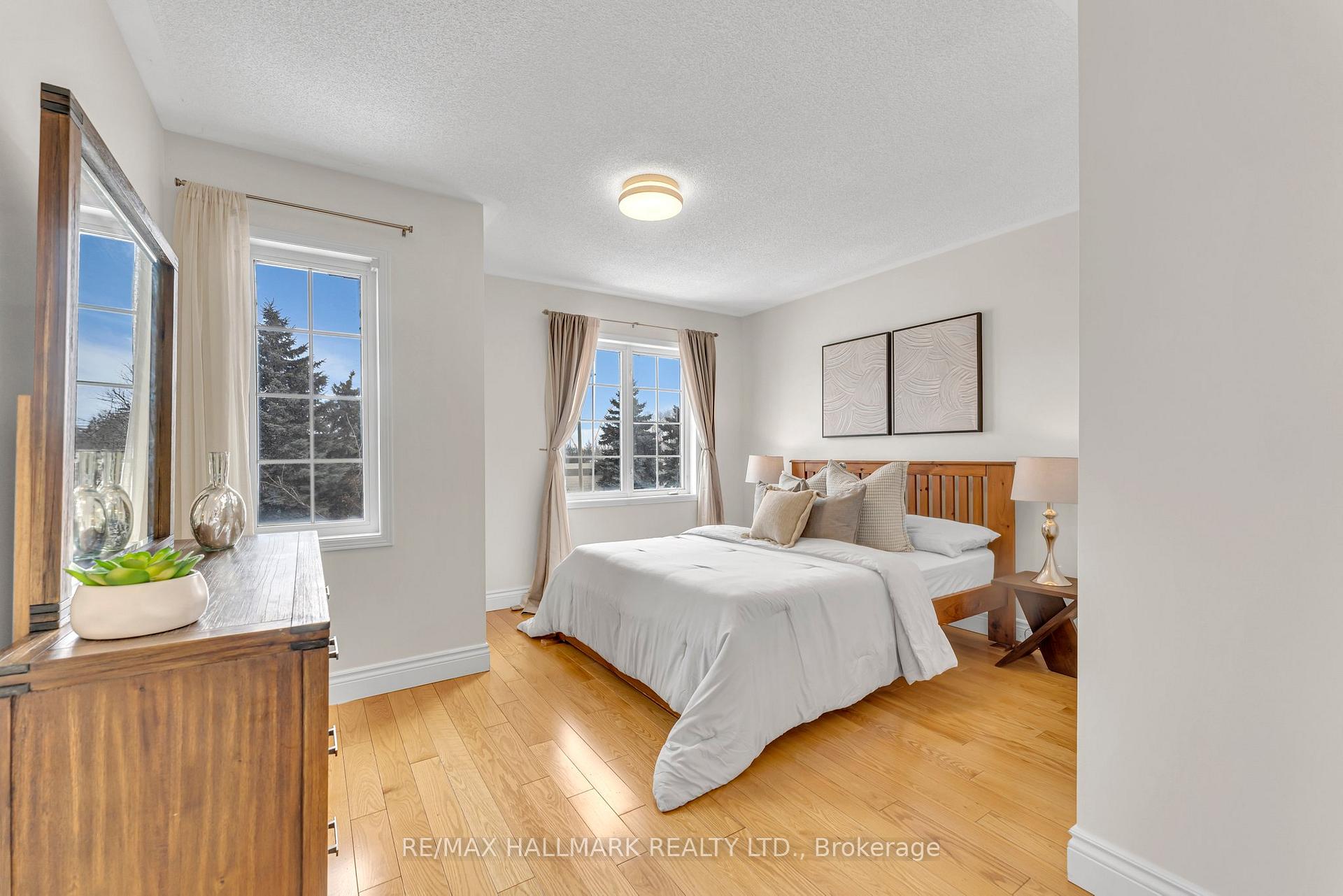 Photo 30 of 197 Wildberry Crescent, Vaughan, Vellore Village — HOMEH