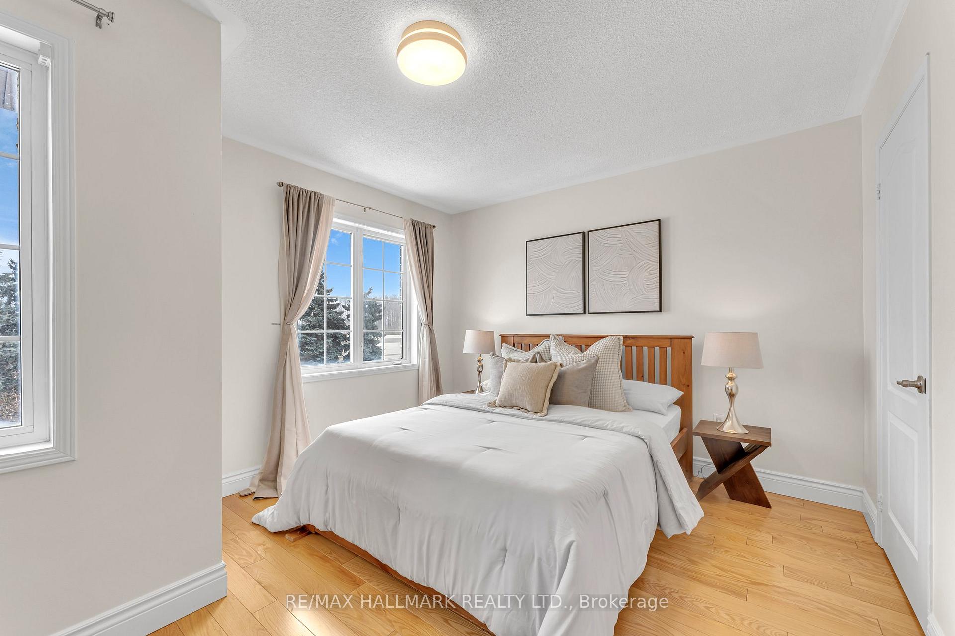 Photo 29 of 197 Wildberry Crescent, Vaughan, Vellore Village — HOMEH