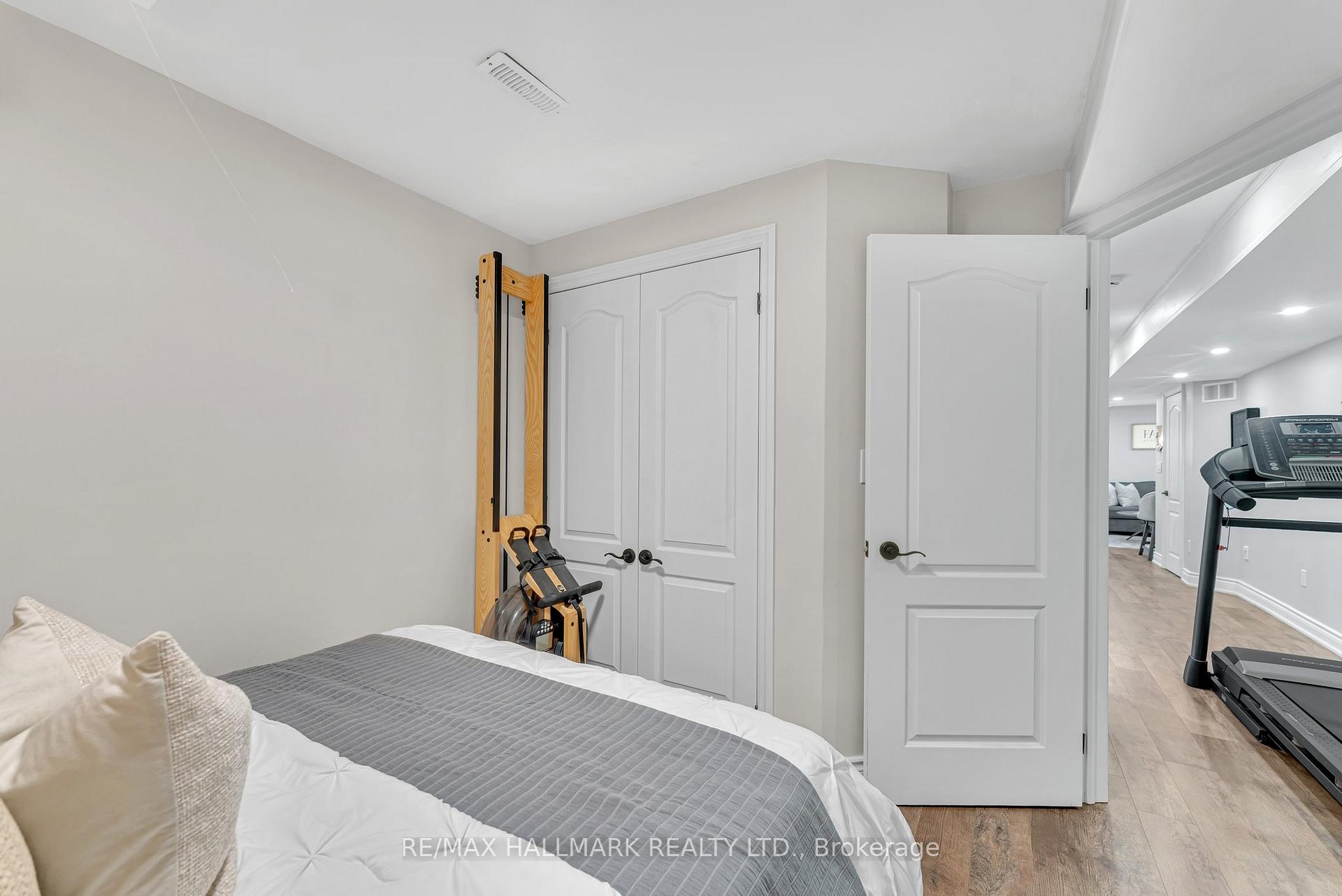 Photo 32 of 197 Wildberry Crescent, Vaughan, Vellore Village — HOMEH