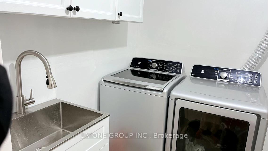 Photo 2 of 21 Iberville Road, Whitby, Brooklin — HOMEH