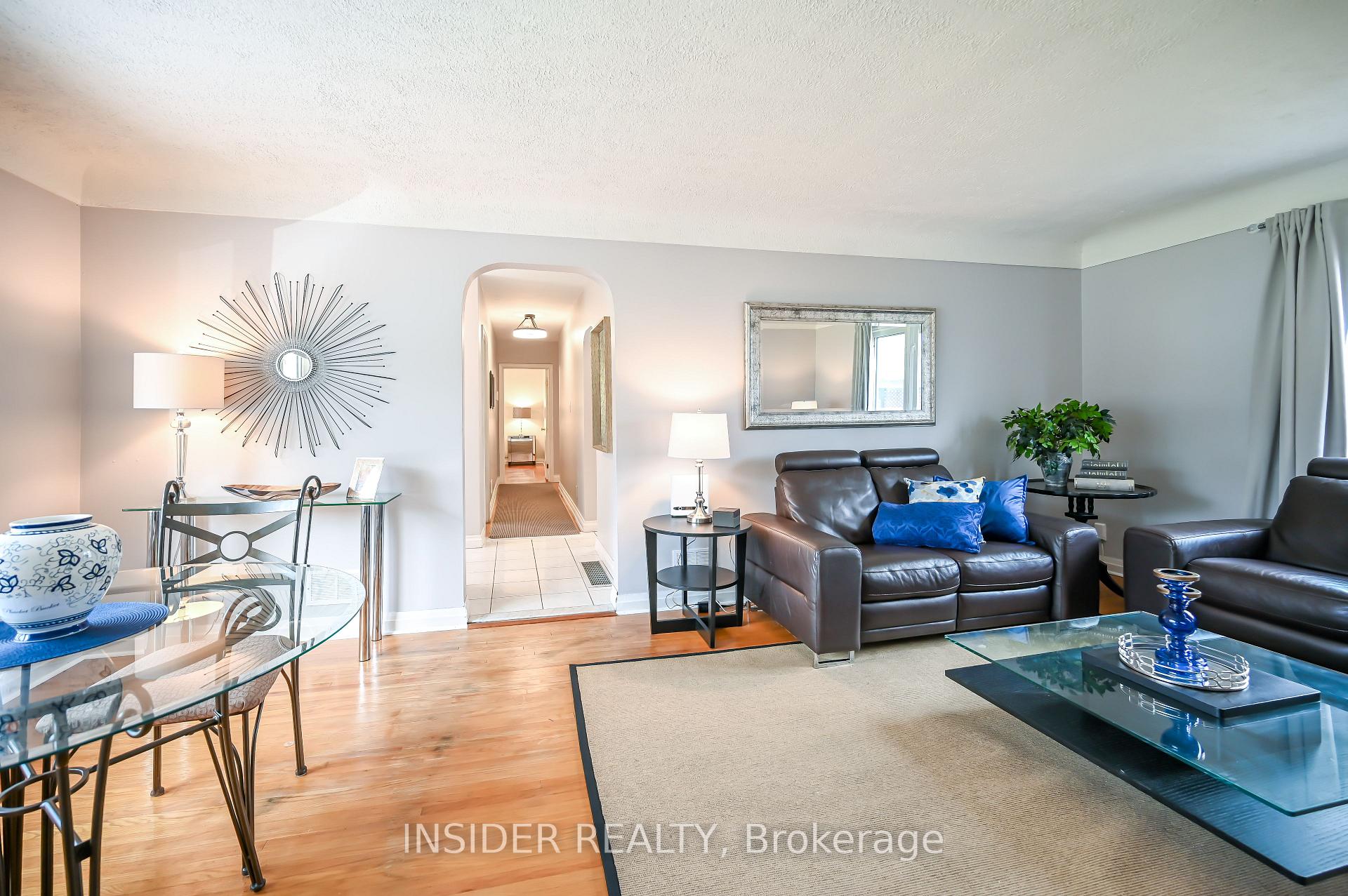 Photo 4 of Unit MAIN, 69 Cumming Court, Hamilton, Ancaster — HOMEH