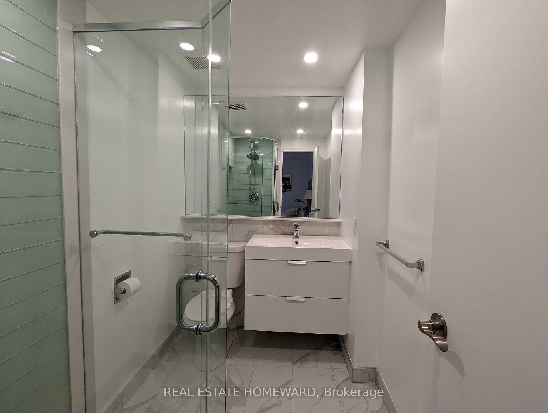 Photo 7 of 106 Torbrick Road, Toronto, Greenwood-Coxwell — HOMEH
