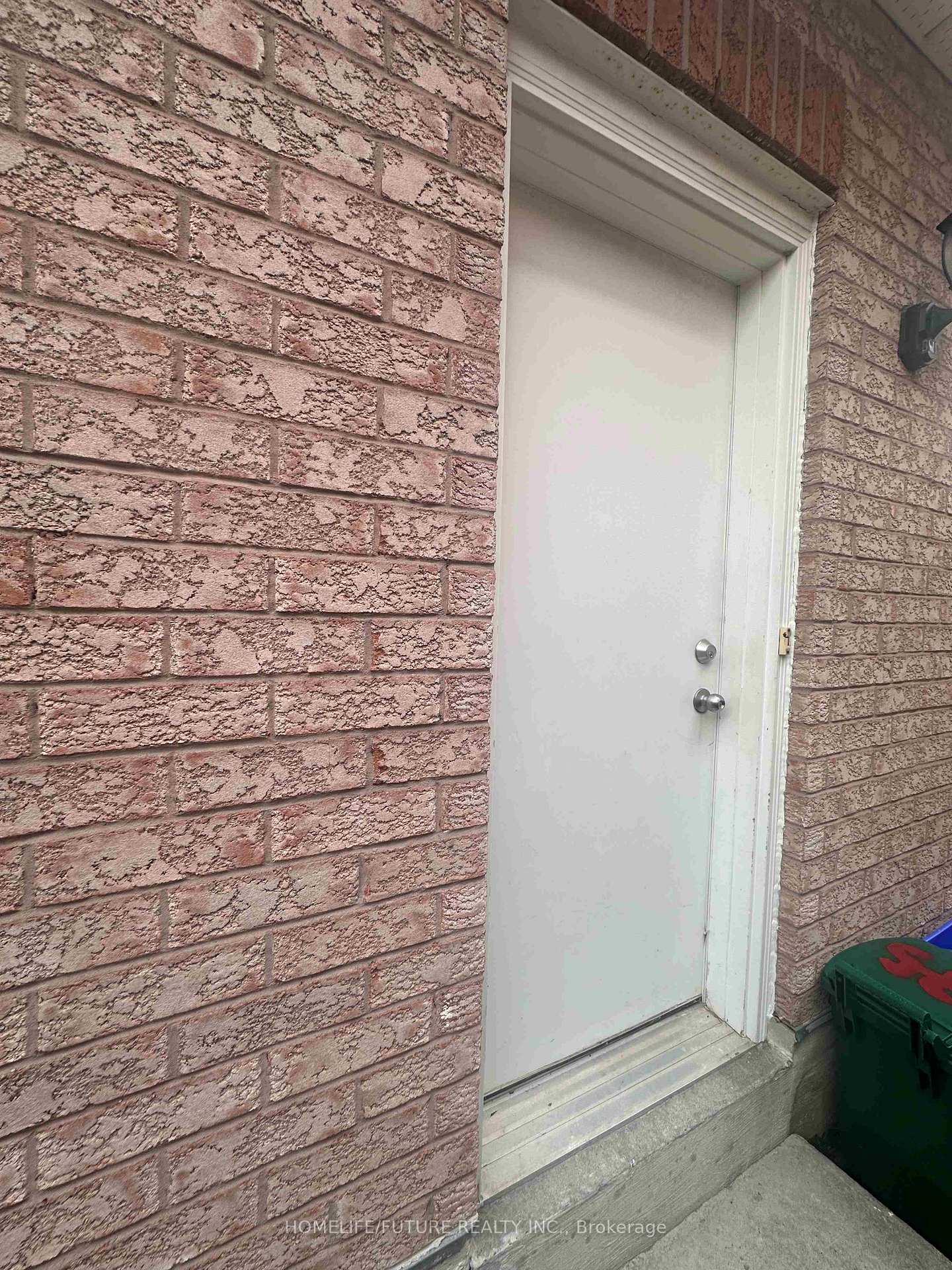 Photo 6 of Unit BSMT, 275 Highglen Avenue, Markham, Milliken Mills East — HOMEH