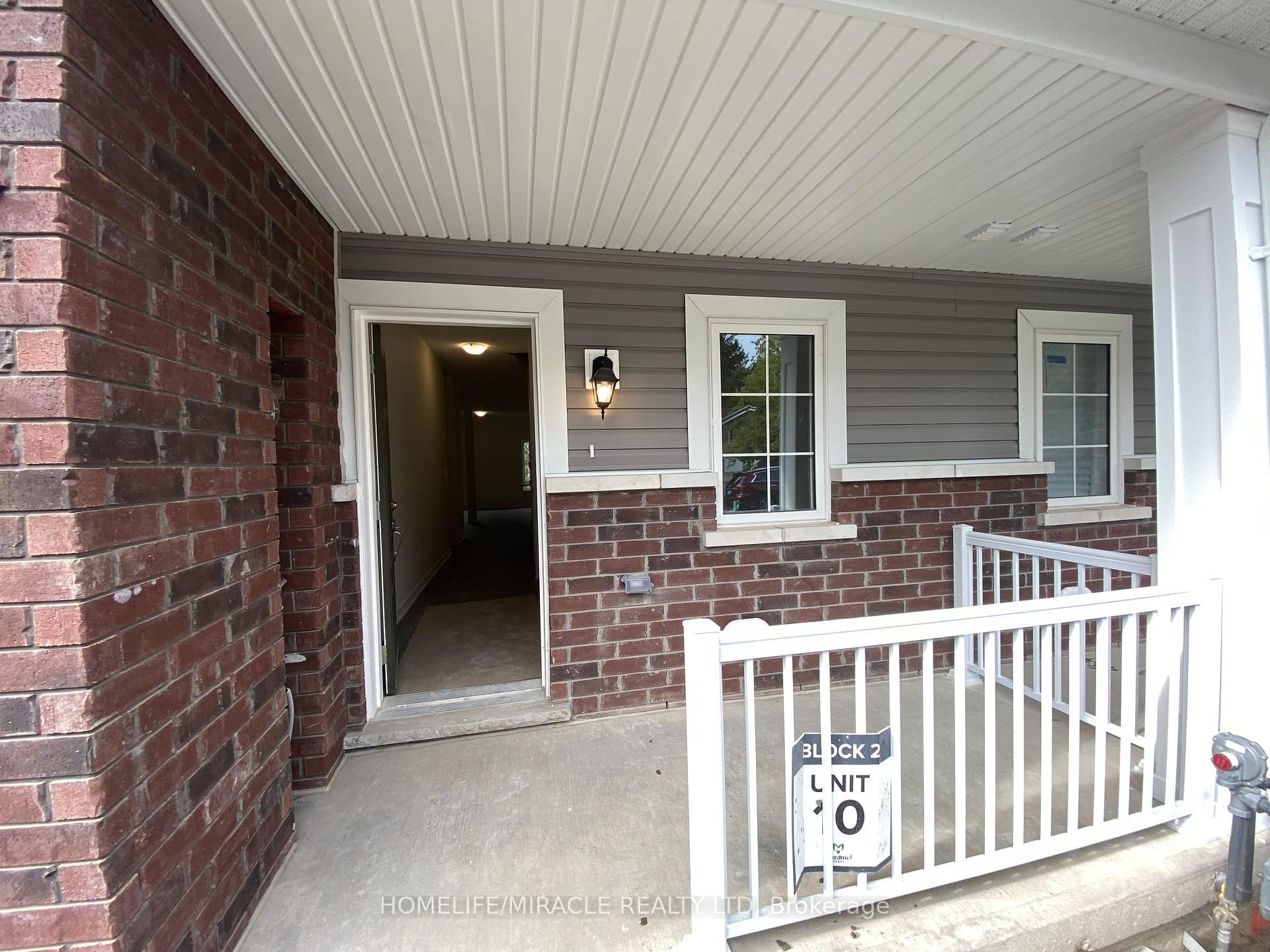 Front of 148 Winters Way
