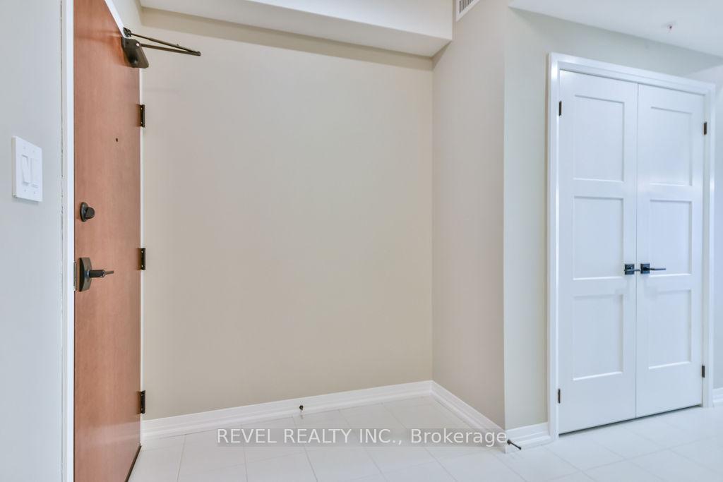 Photo 7 of Unit 202, 15 Kneeshaw Drive, Barrie, Innis-Shore — HOMEH