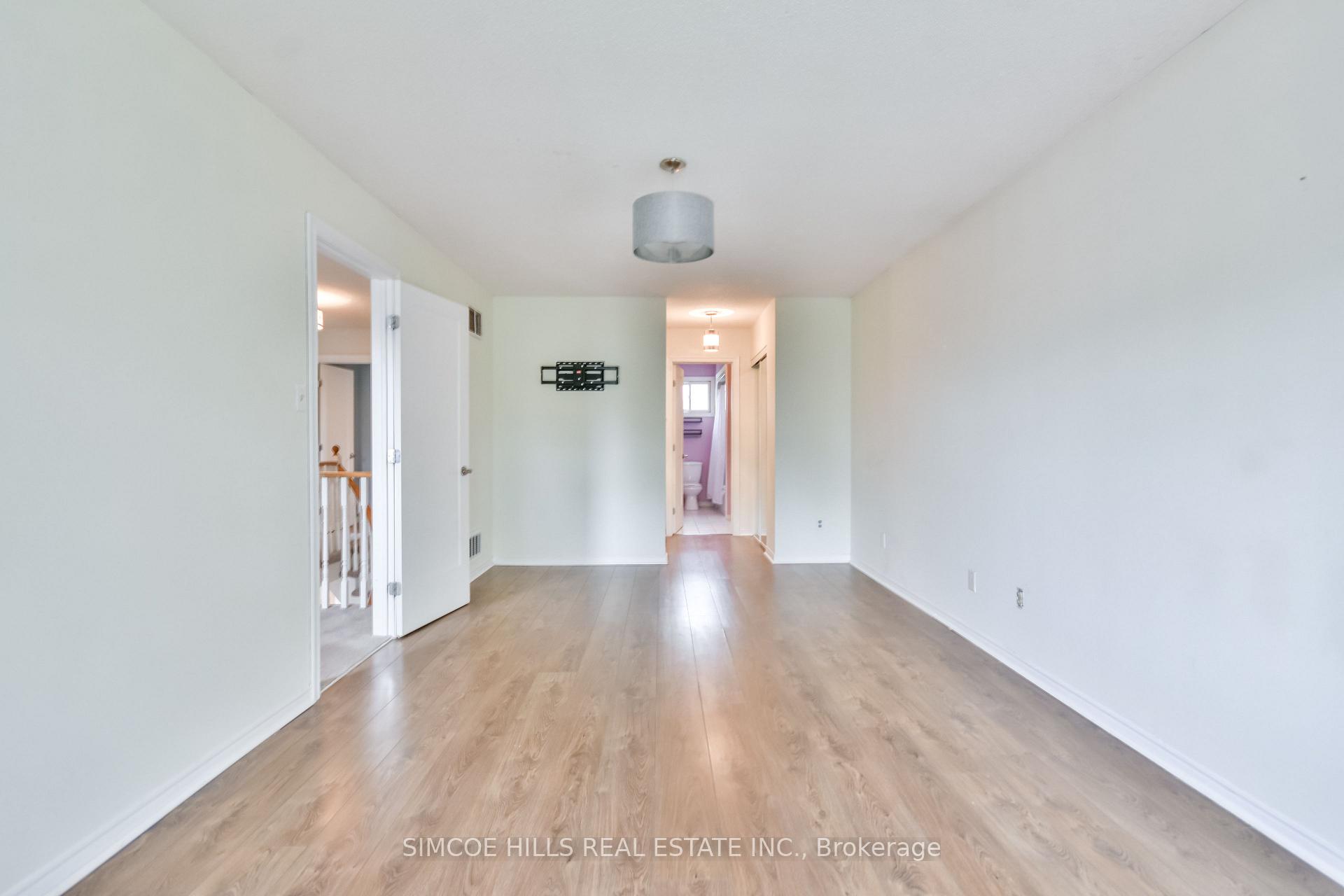 Photo 26 of 256 Hickling Trail, Barrie, Grove East — HOMEH