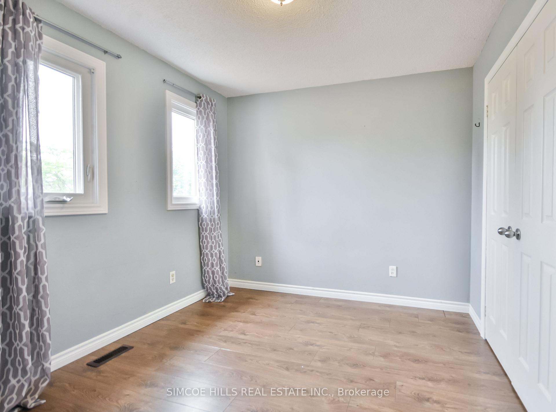 Photo 29 of 256 Hickling Trail, Barrie, Grove East — HOMEH
