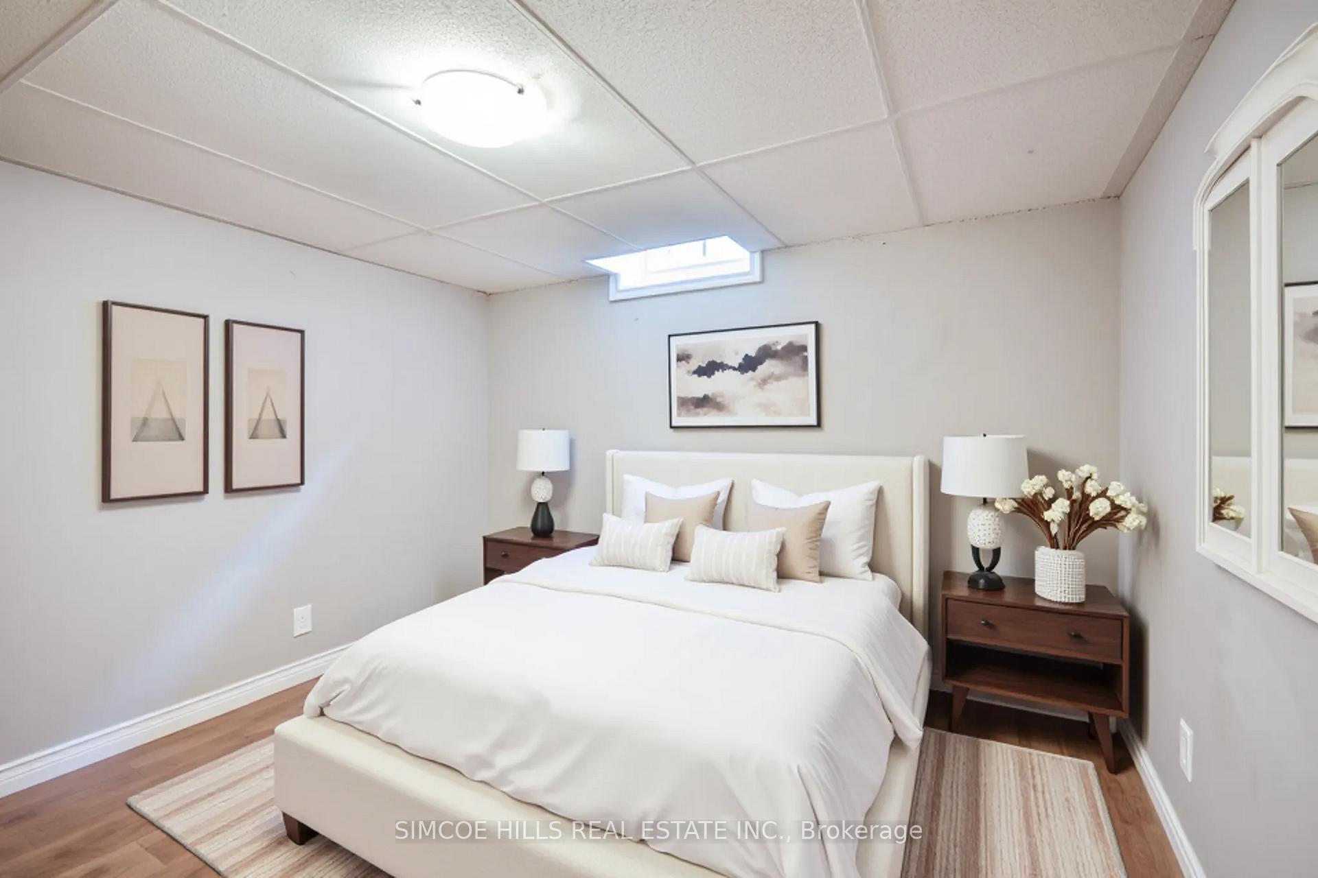 Photo 32 of 256 Hickling Trail, Barrie, Grove East — HOMEH