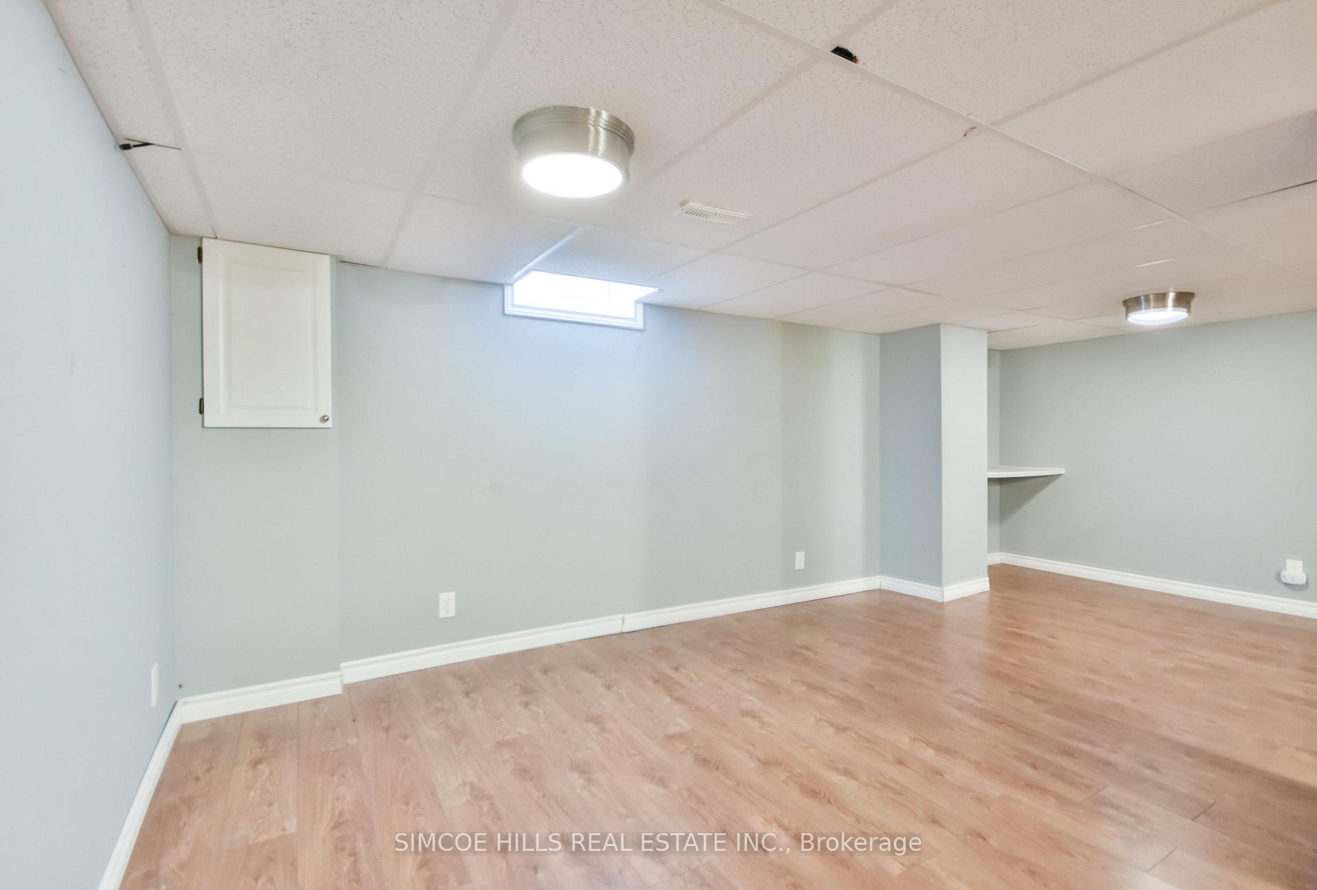 Photo 33 of 256 Hickling Trail, Barrie, Grove East — HOMEH