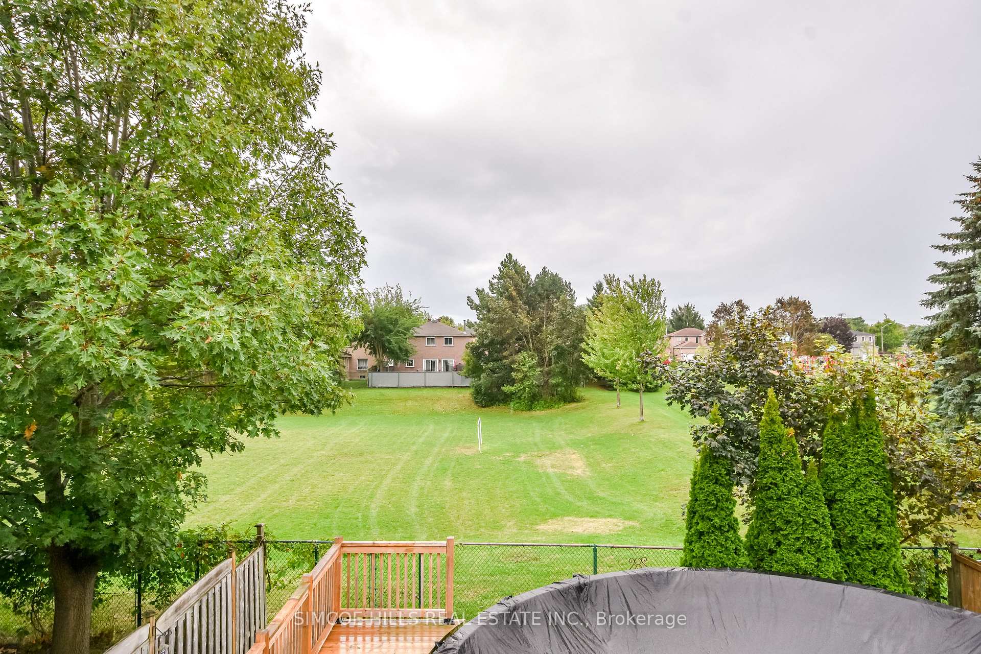 Photo 38 of 256 Hickling Trail, Barrie, Grove East — HOMEH