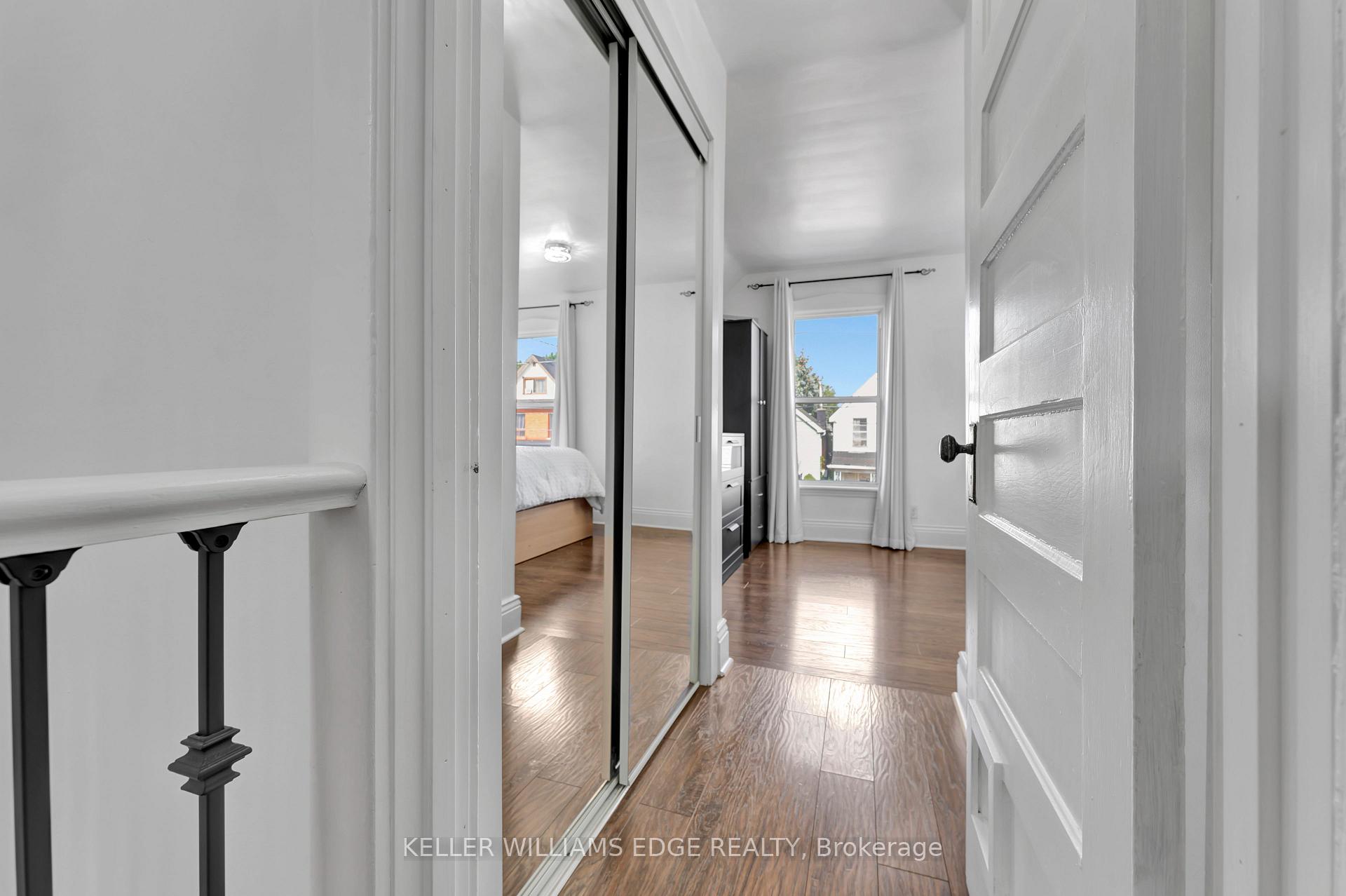 Photo 7 of 35 Glendale Avenue, Hamilton, Crown Point — HOMEH