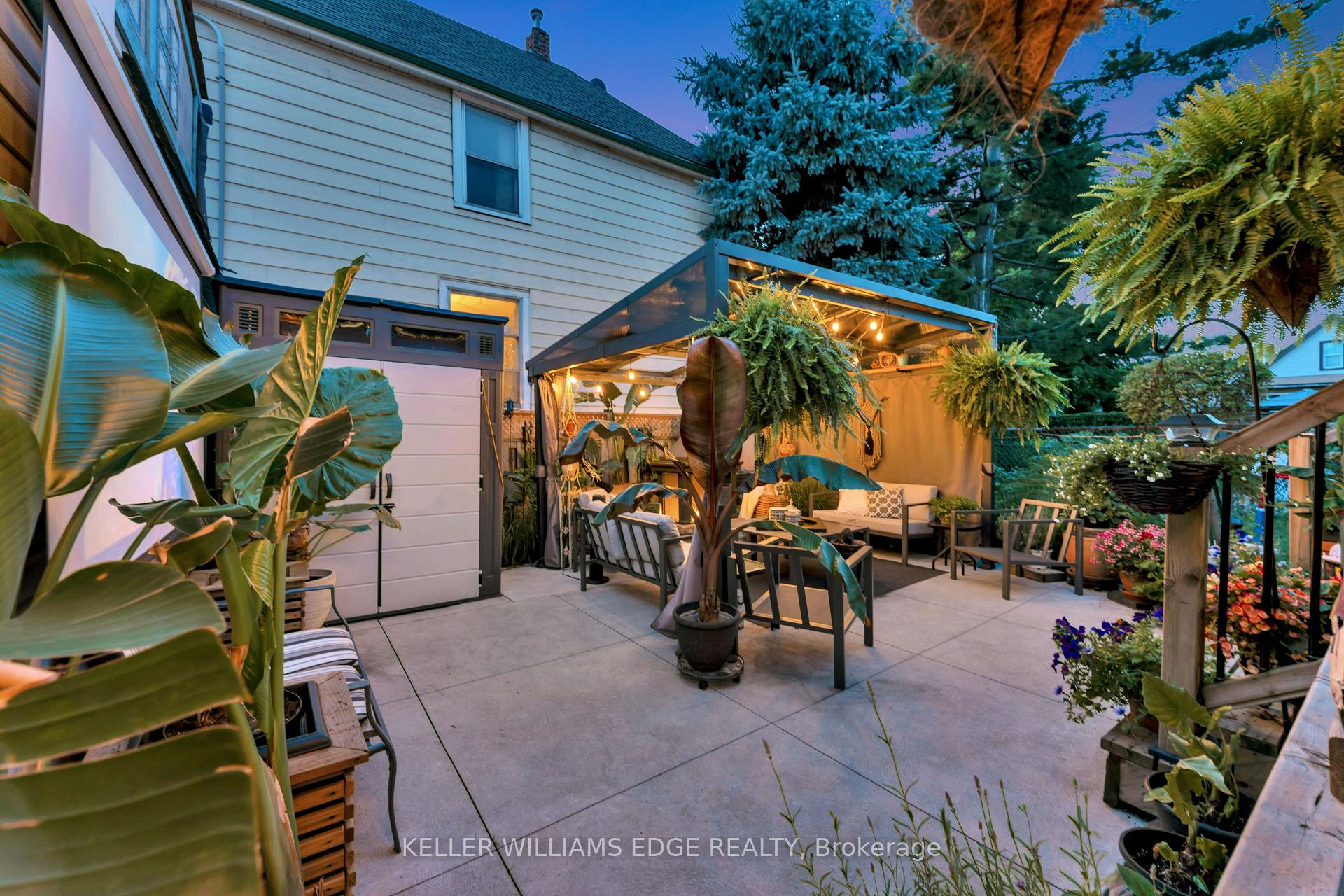 Photo 23 of 35 Glendale Avenue, Hamilton, Crown Point — HOMEH