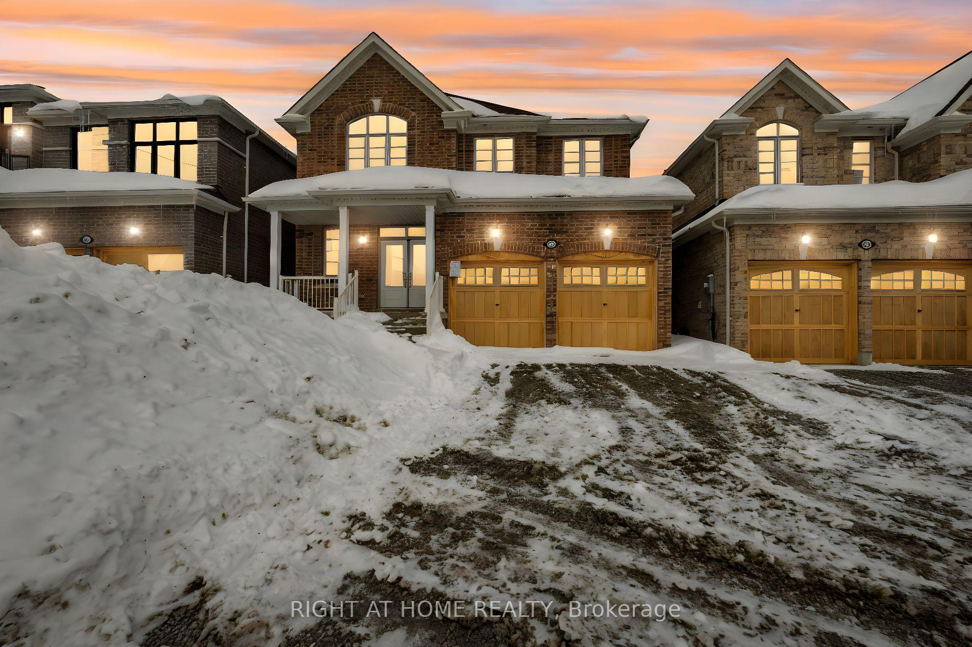 Photo 1 of 1286 Davis Loop, Innisfil, Lefroy — HOMEH