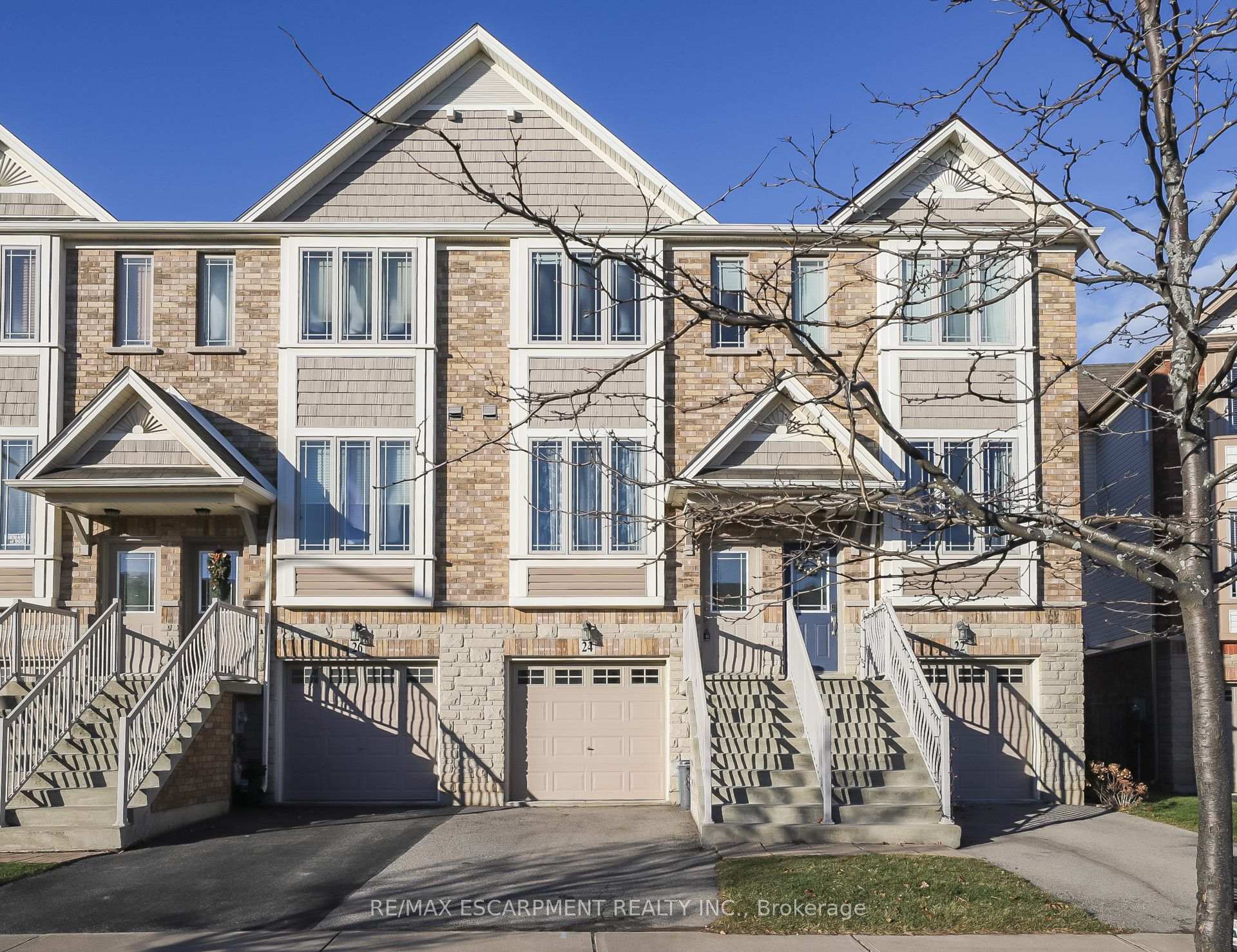Photo 1 of 24 Hemlock Way, Grimsby, Grimsby West — HOMEH