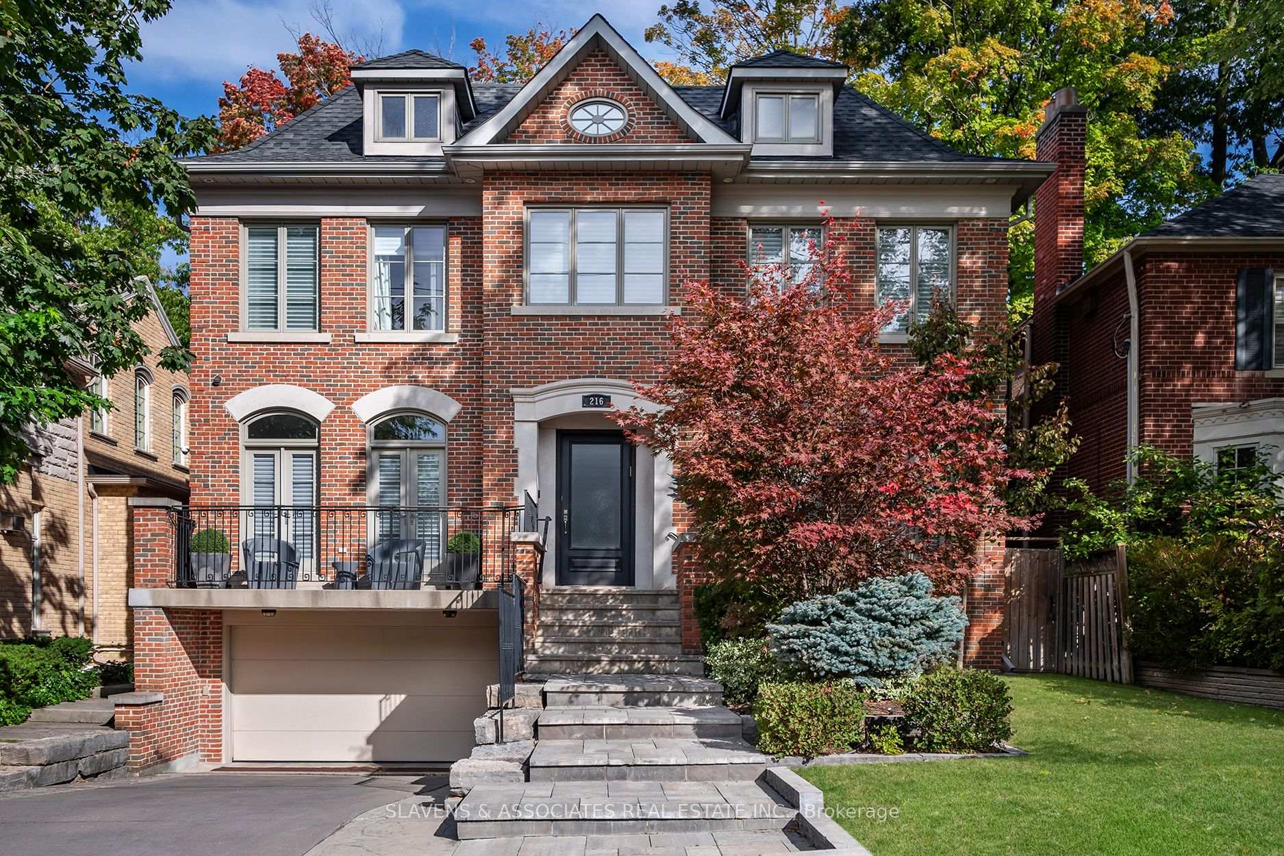 Photo 1 of 216 Hillhurst Boulevard, Toronto, Bedford Park-Nortown — HOMEH