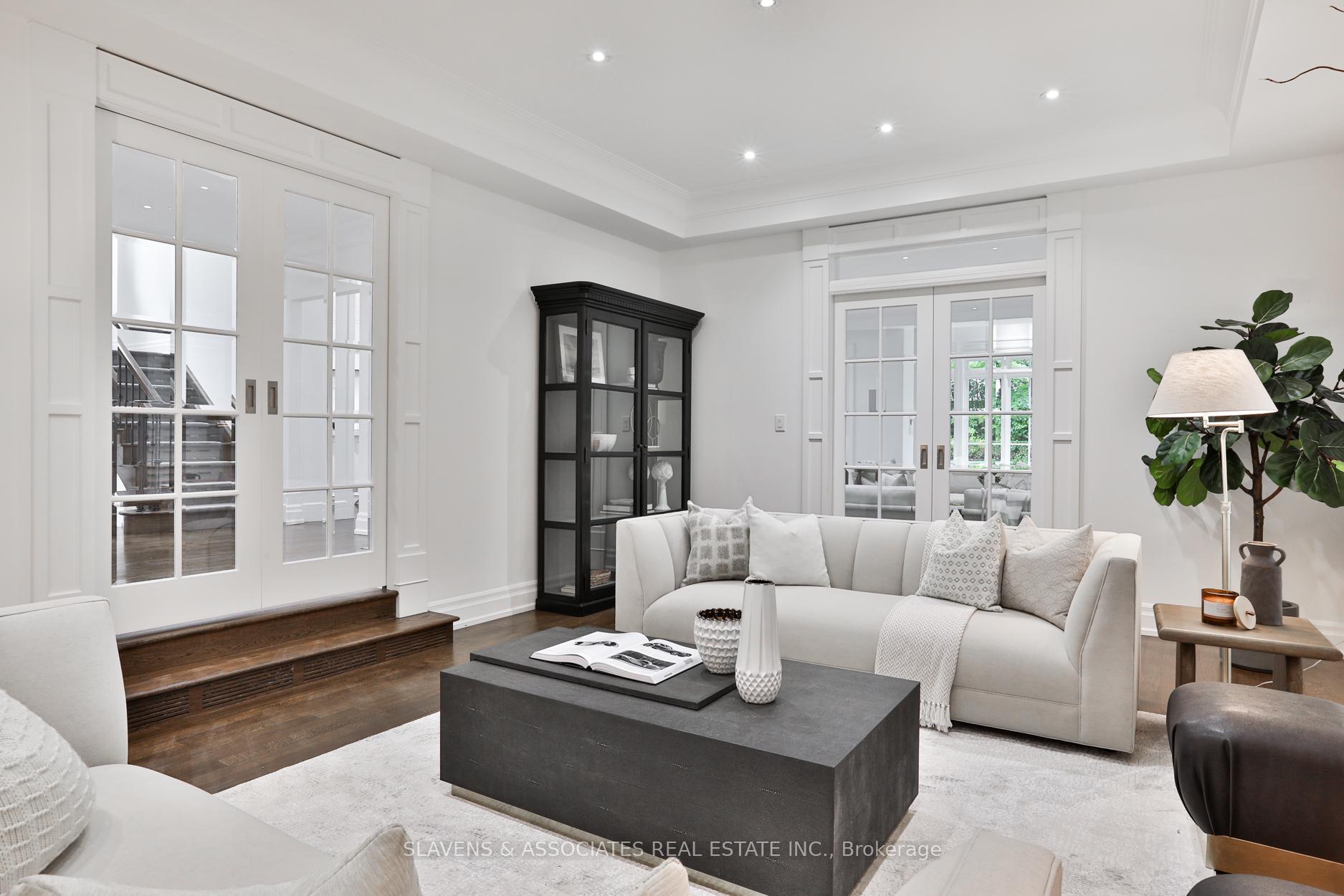 Photo 17 of 216 Hillhurst Boulevard, Toronto, Bedford Park-Nortown — HOMEH